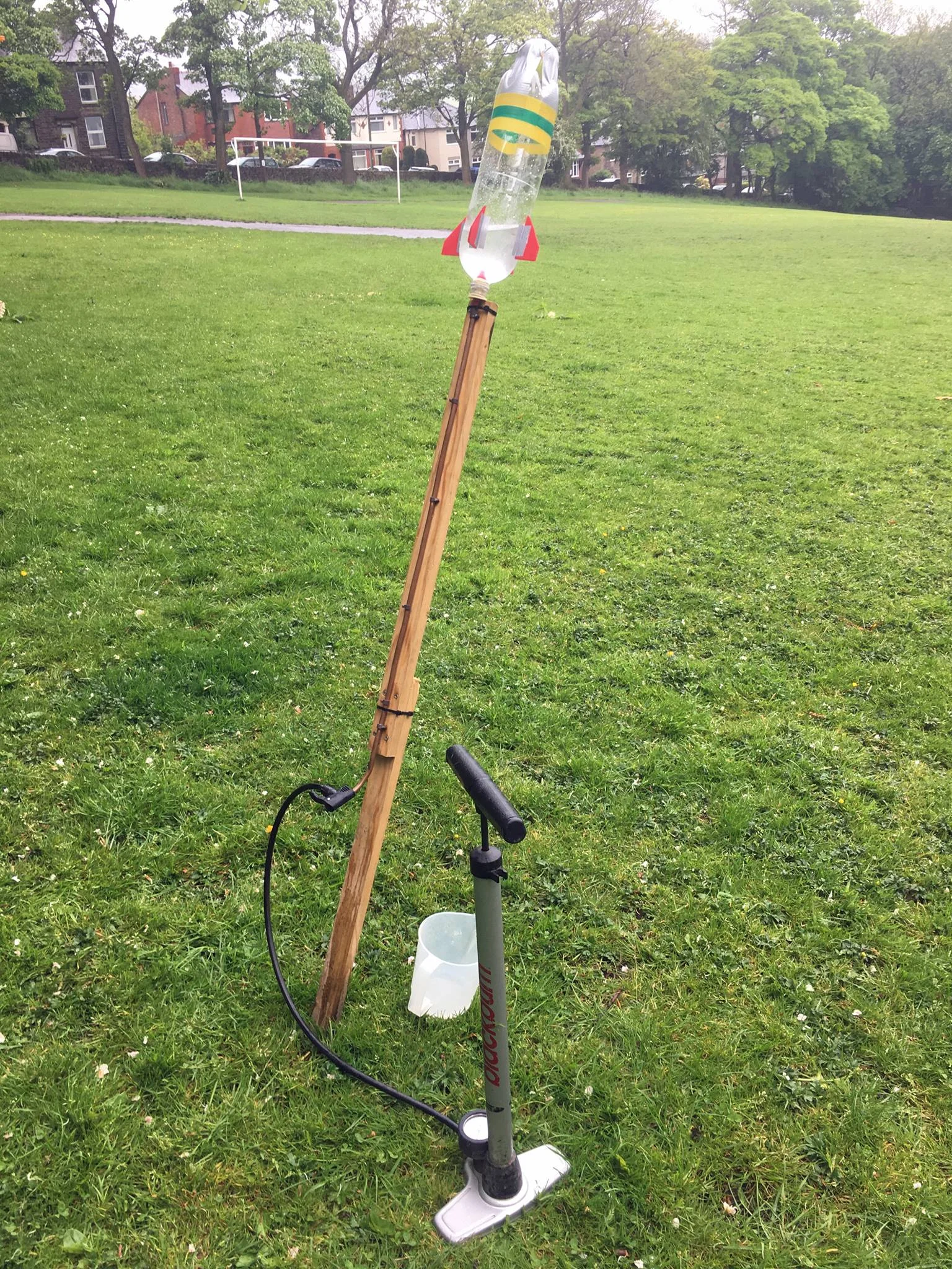 My design for a very simple water-rocket
