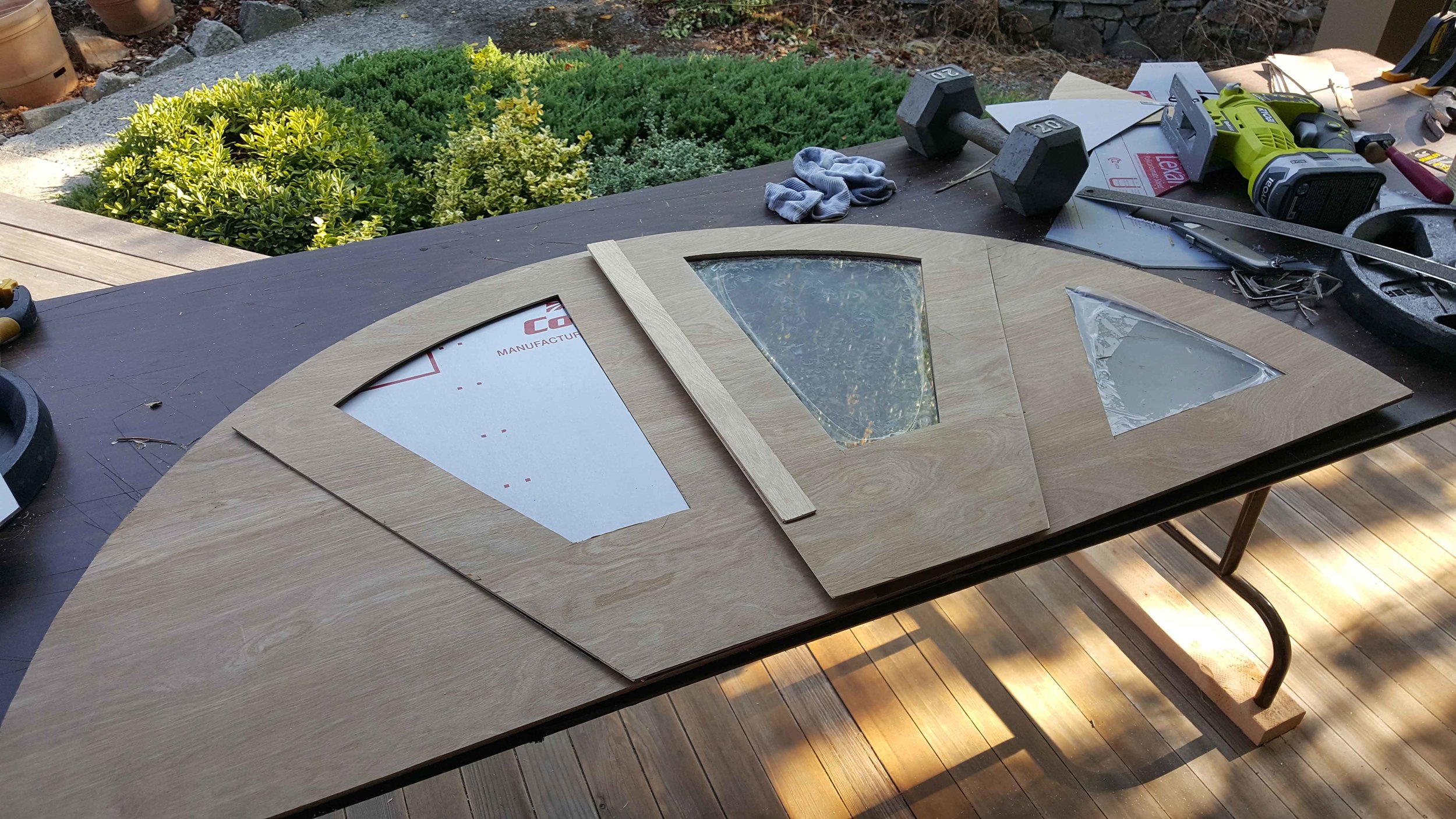 Toto front panel with butterfly doors