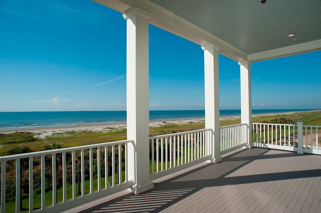 Soaking in the views of Galveston&rsquo;s calm tide from our client&rsquo;s porch. 
Built by: @americanvillasllc 
#BeachtownGalveston #Galveston #beach #porch #Azek #beachhouse #view #texasbeach #beachfront #galvestonbuilder #galvestonhomes