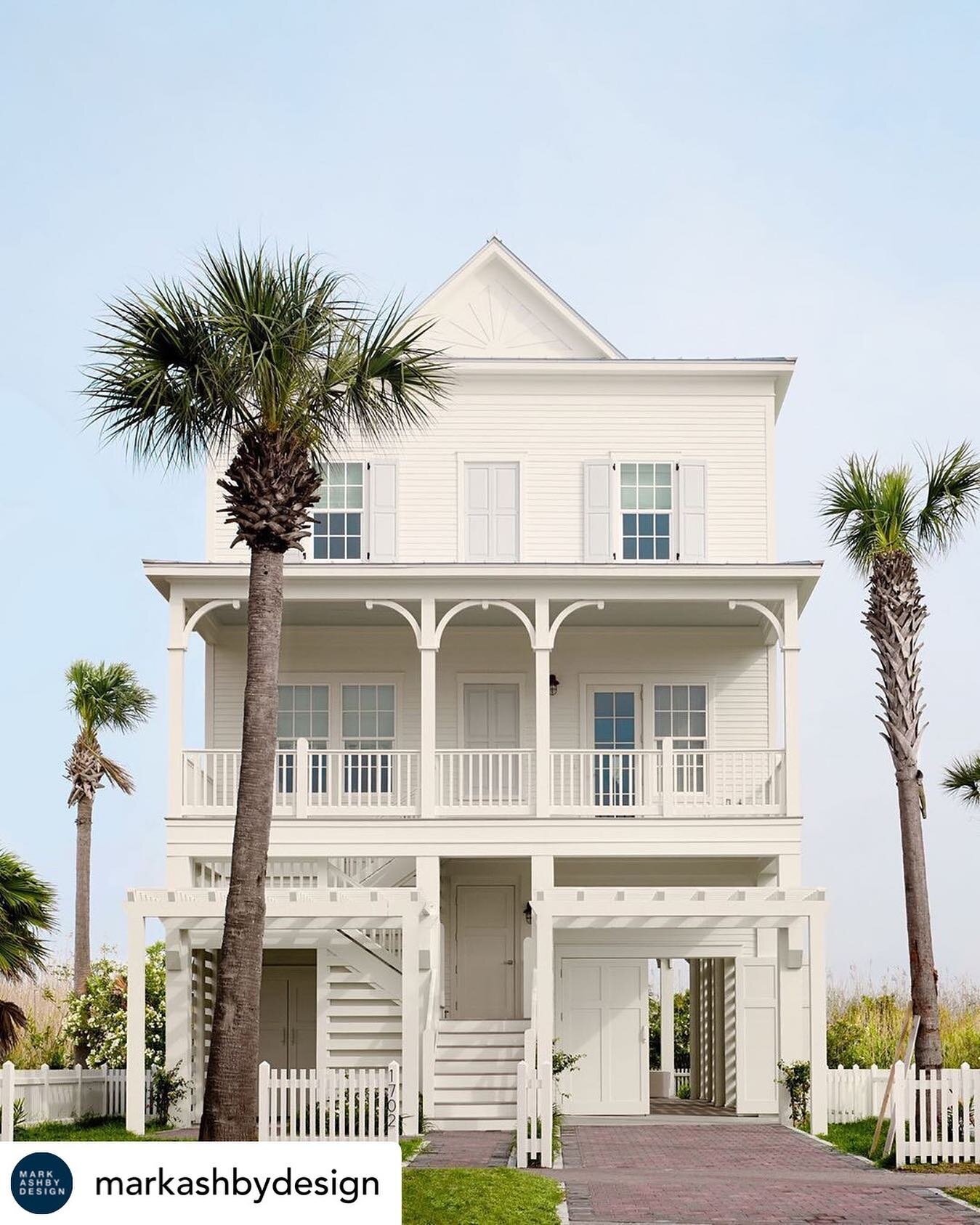 #repost @markashbydesign
.....
Recently completed home in #BeachtownGalveston
.....
Built by: @americanvillasllc

#Galveston #beachhouse #customhome #GalvestonCustomHomes #galvestonbuilder #coastalhome #galvestonhomes #mygalveston