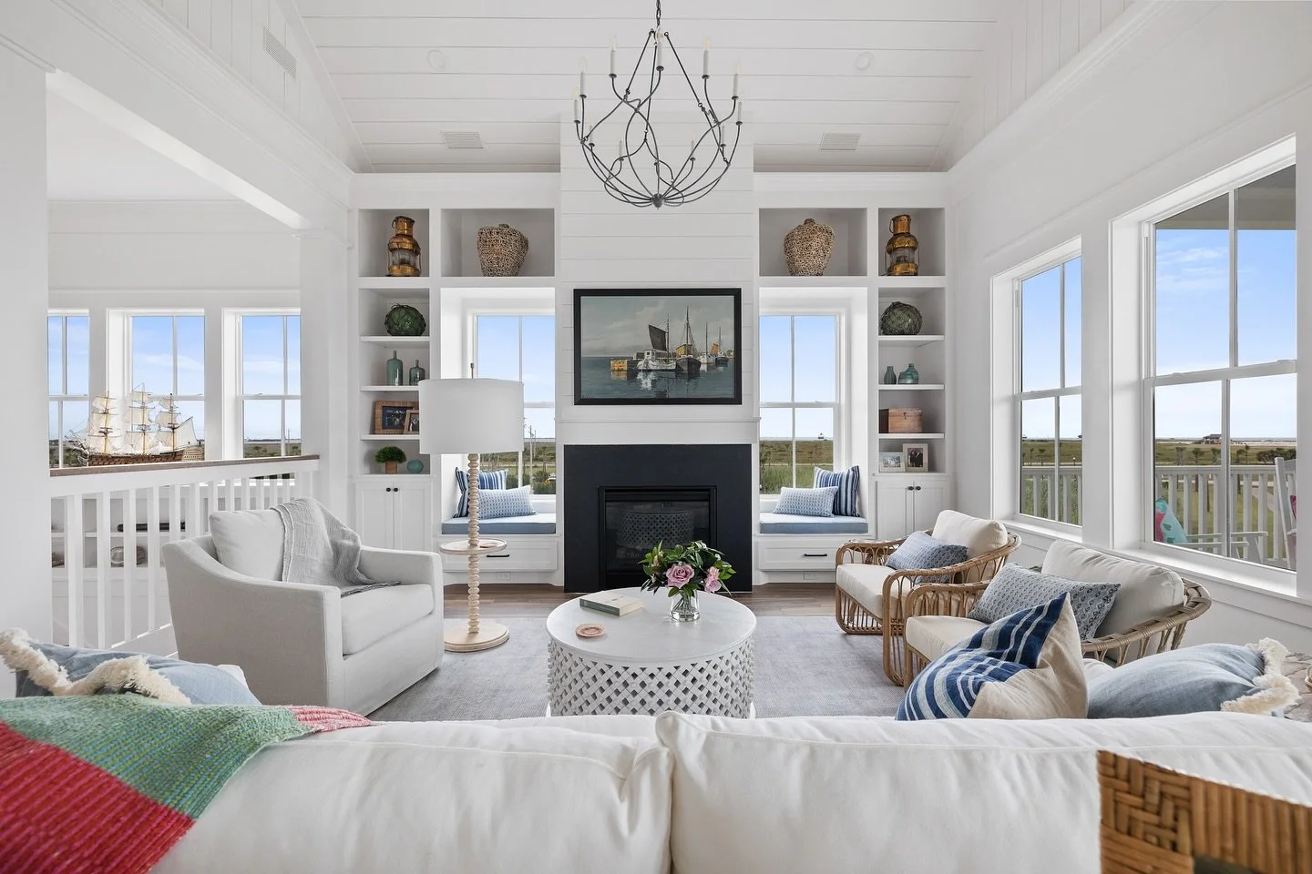 Step inside one of our favorite living rooms - views in all directions, abundant natural light and a soaring cathedral ceiling wrapped in shiplap. Beach living at its best.

Built by: @americanvillasllc

#Galveston #GalvestonIsland #GalvestonBuilder 