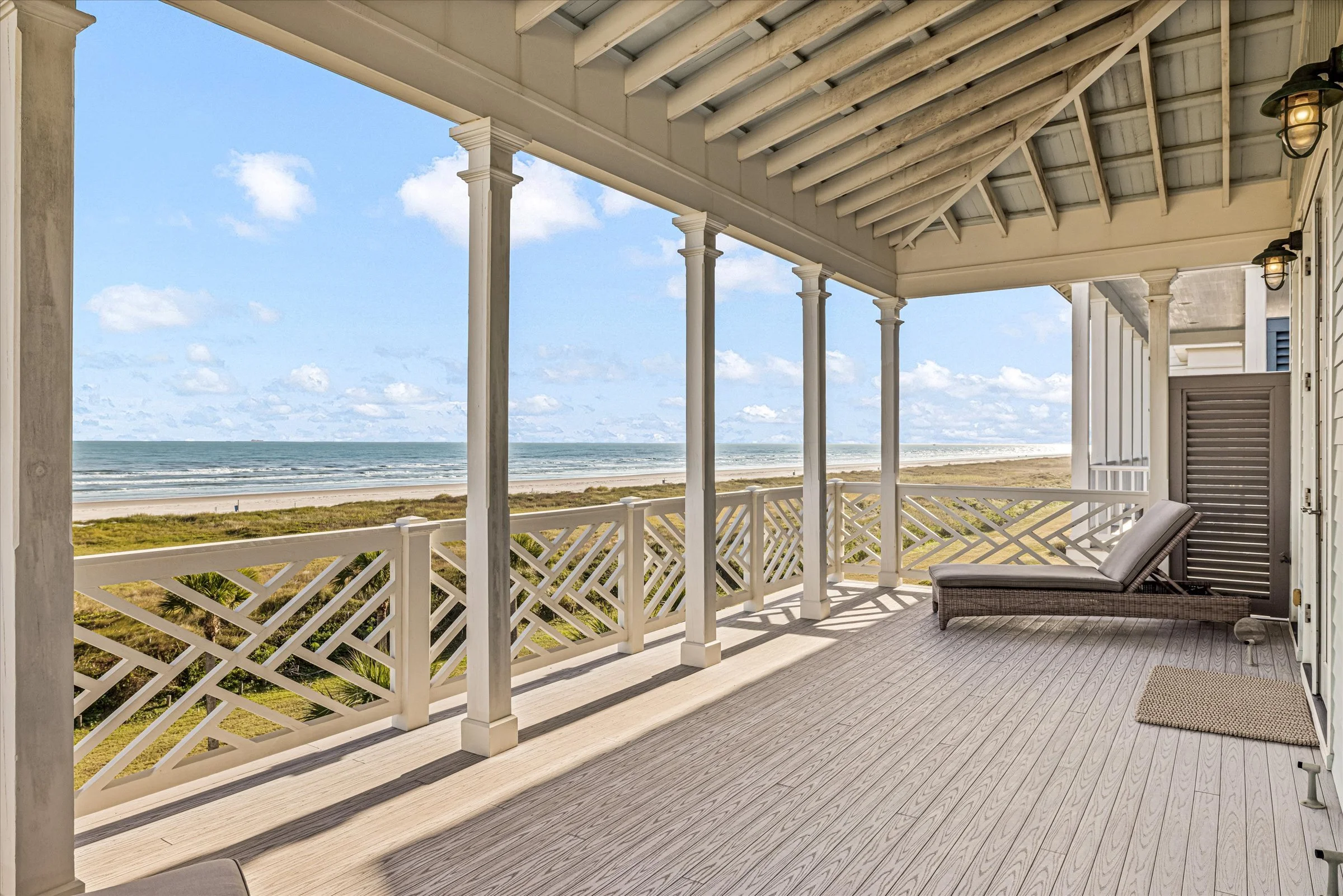 Galveston Home Builder - Beachfront Porch