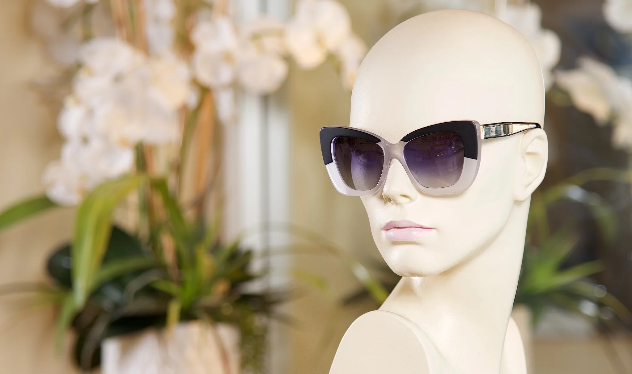 CUTLER AND GROSS - CG030B