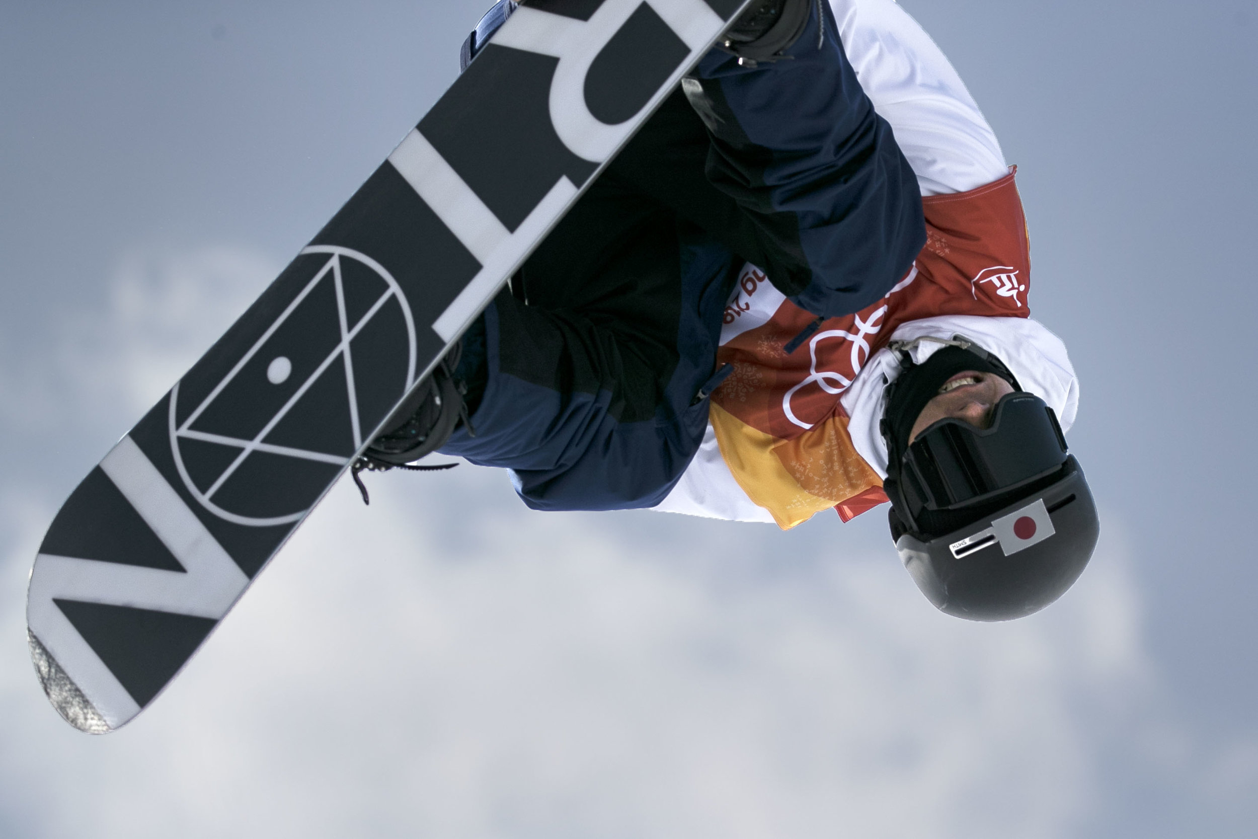  First round of men’s halfpipe snowboarding took place this afternoon, Feb. 13, at Phoenix Snow Park. Only 12 riders moved on to finals and standing in first place is Shaun White with a 98.50.  