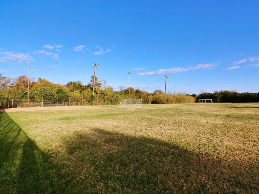 1 Main St-MLS_Size-028-20-South Austin Recreation Center-1024x768-72dpi.jpg