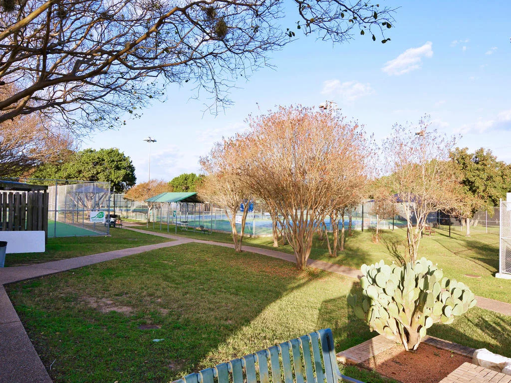 1 Main St-MLS_Size-041-31-South Austin Tennis Center 020-1024x768-72dpi.jpg