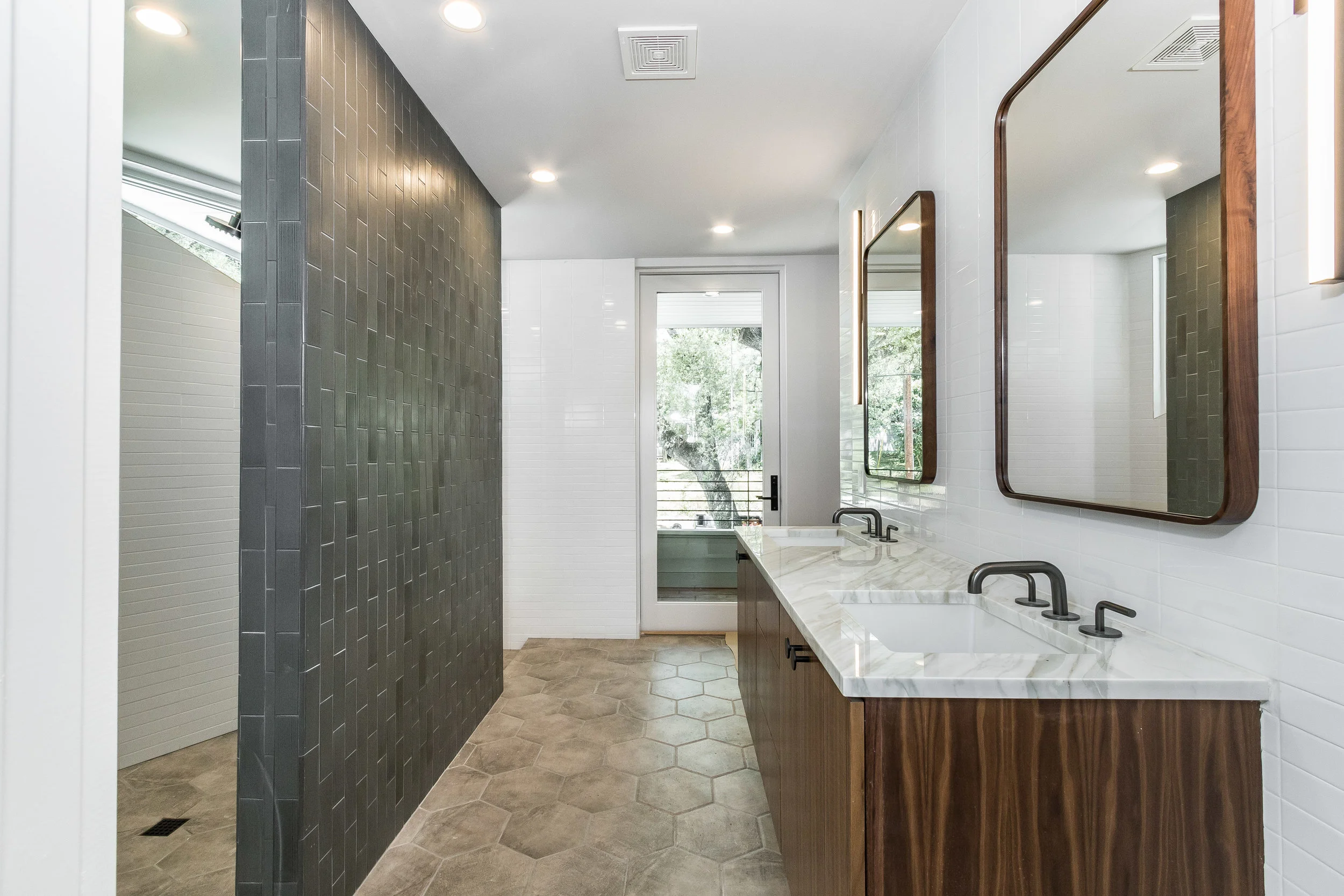 master bathroom 1.jpg