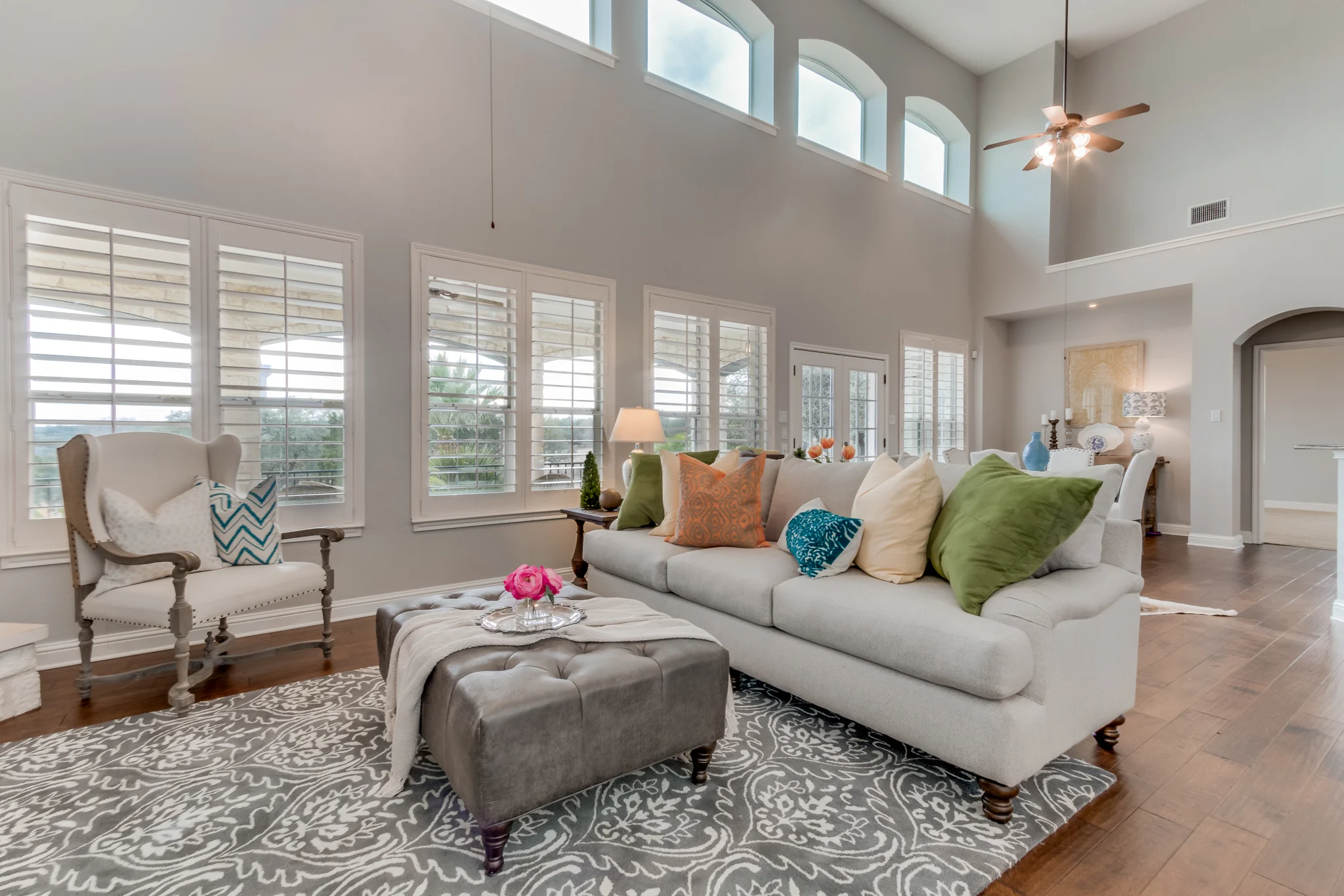 Living room 1.jpg