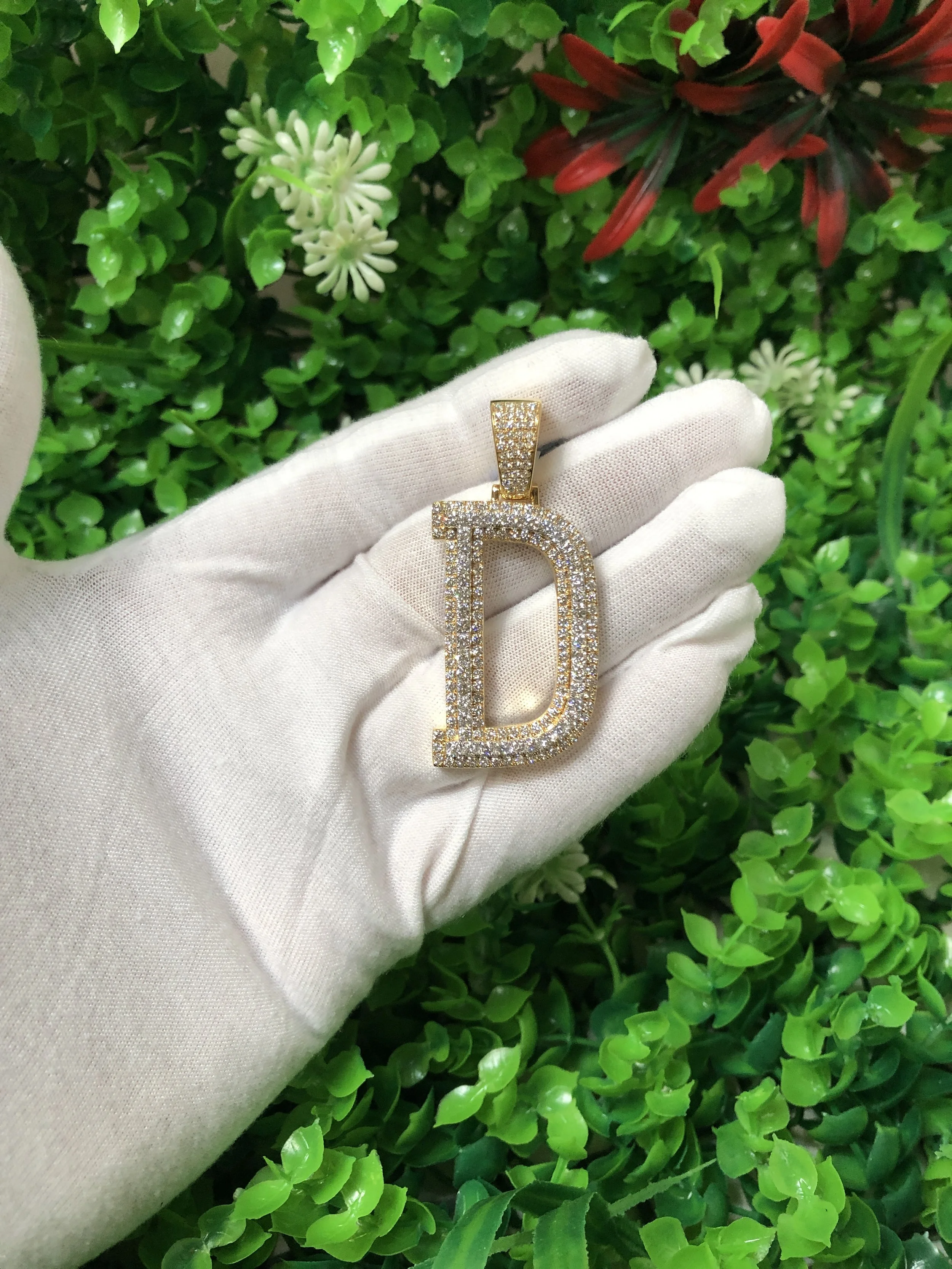 10kt gold 3.85ctw VS diamond letter D pendant two layer $3299