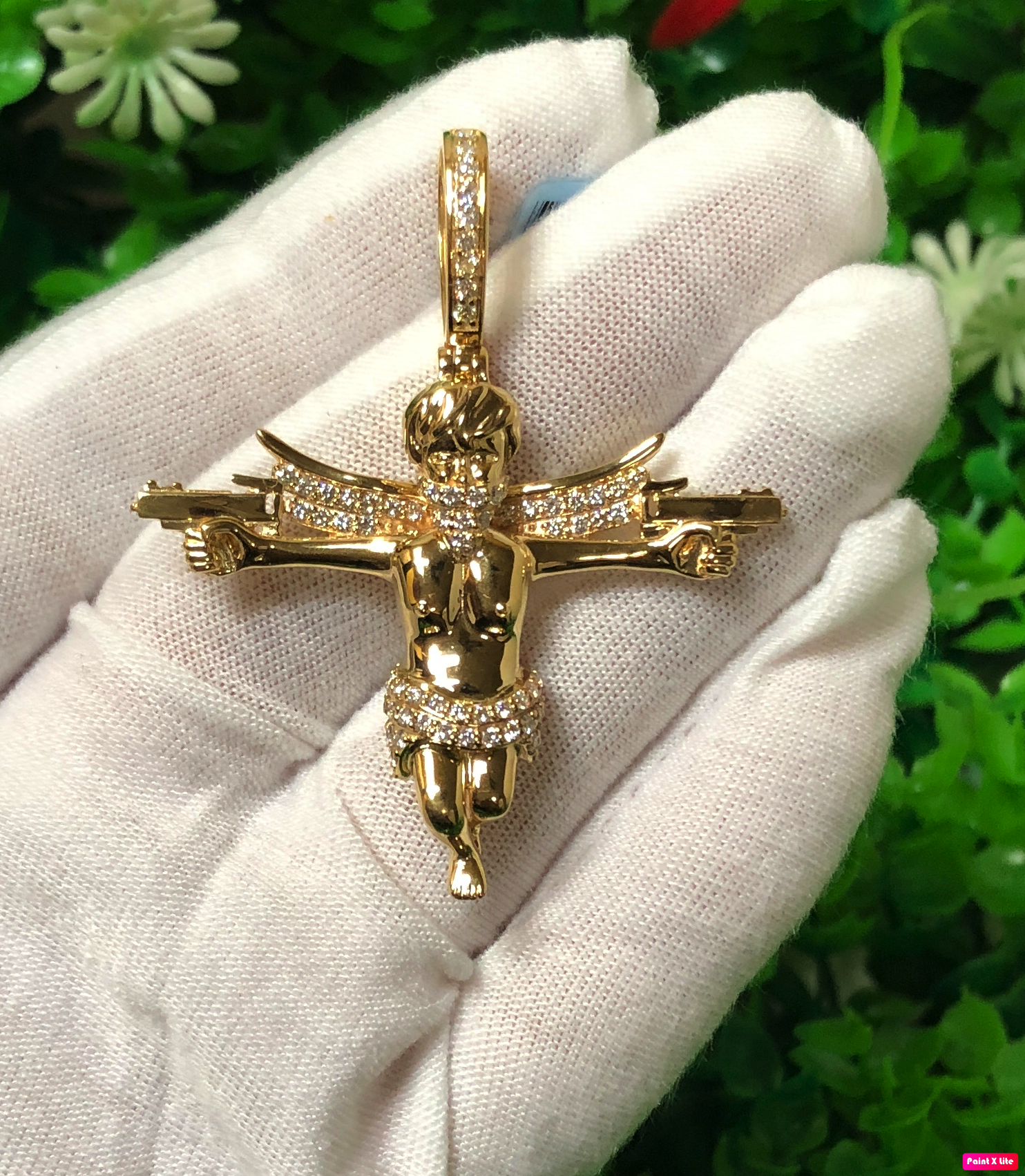 10kt gold 0.85ctw VS2/SI1 diamond angel with double UZI $1399