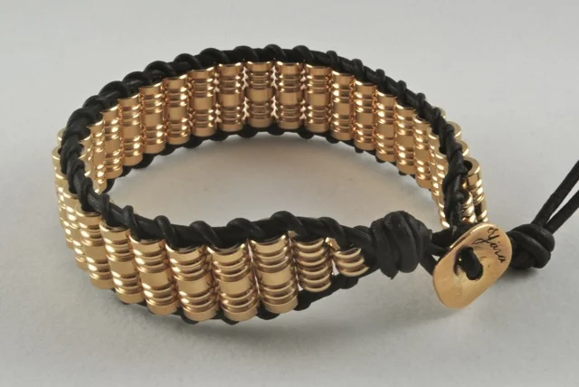 BarrelCuff-Gold-Blacksand.jpg