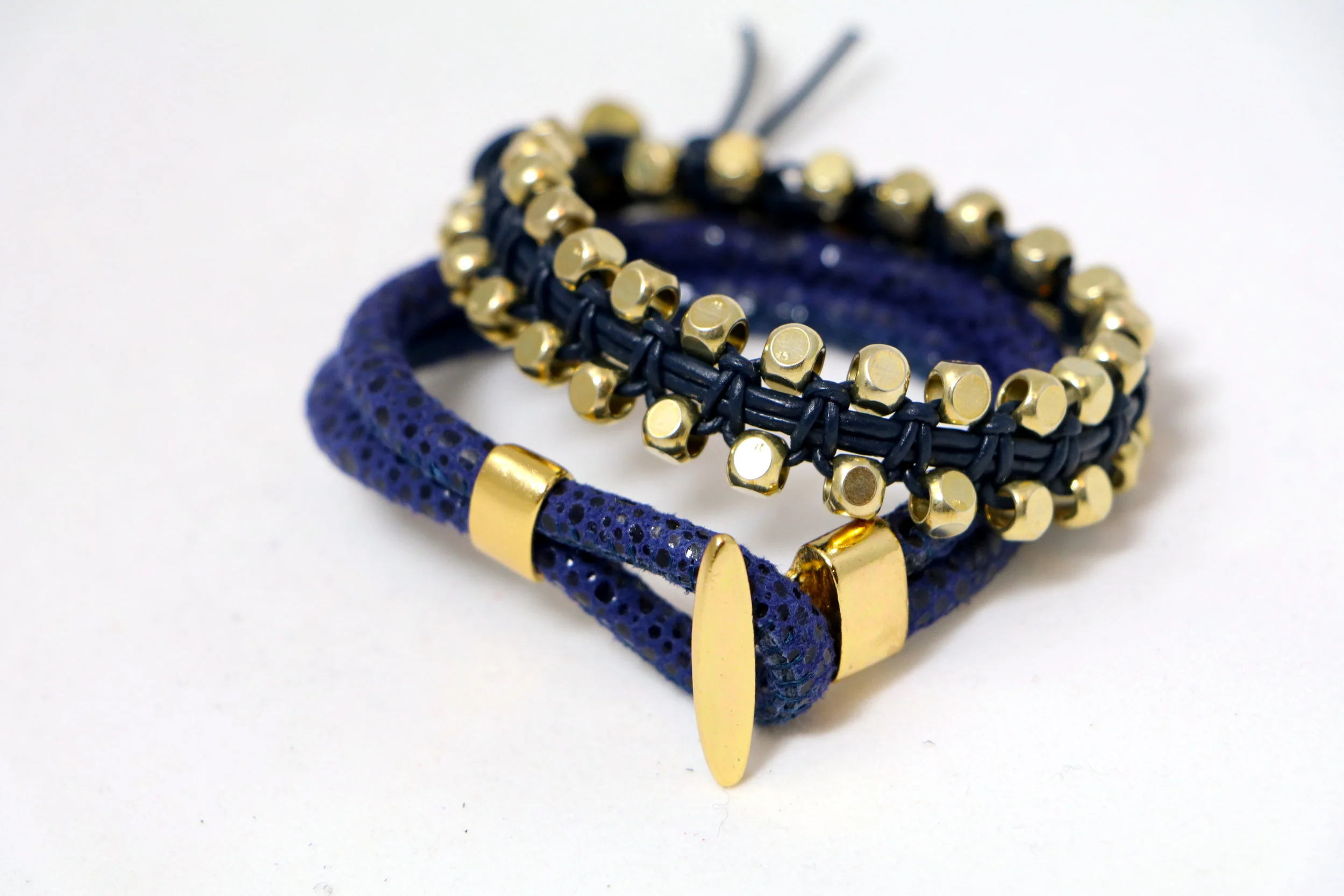 HolidayGiftGoldBlue.JPG