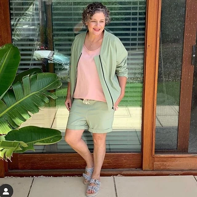 @itsnattucker in gorgeous light green. What a beautiful colour. Want to know how to wear colour? Link in bio β¬οΈ #BuyLessLiveMore #BeYouBeTrue 
#MakeItLookEasy #BrilliantColourCombinations #ReadyInFive #ColourIsTheNewBlack #OutTheDoor #DressUpShowUp #