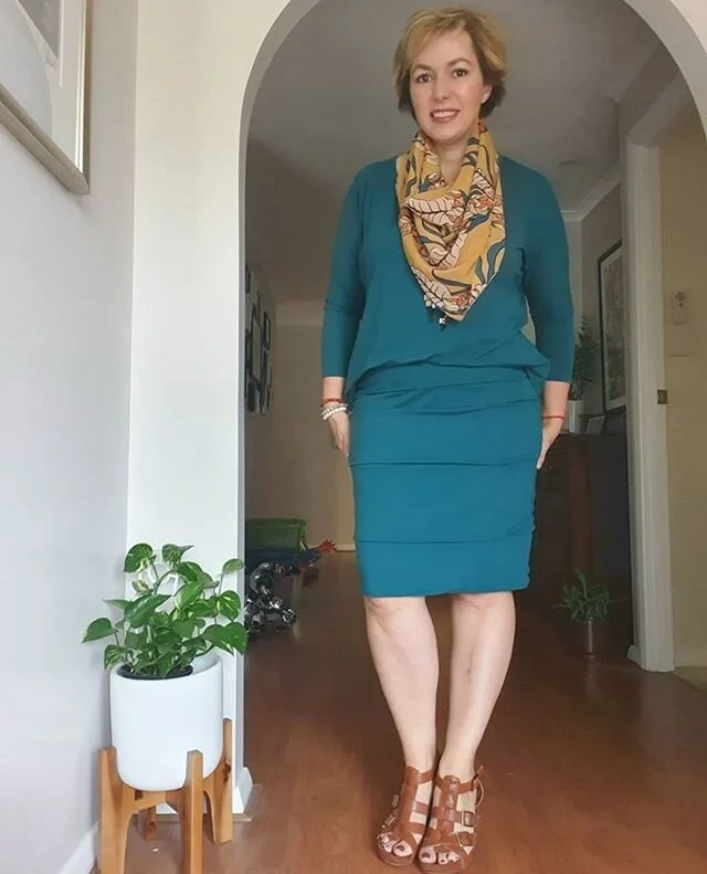 @milsy_creative_romantic π
If you want more colour in your life click the link in bio β¬οΈ #BuyLessLiveMore #BeYouBeTrue 
#MakeItLookEasy #BrilliantColourCombinations #ReadyInFive #ColourIsTheNewBlack #OutTheDoor #DressUpShowUp #ScienceOfStyle 
#Boss