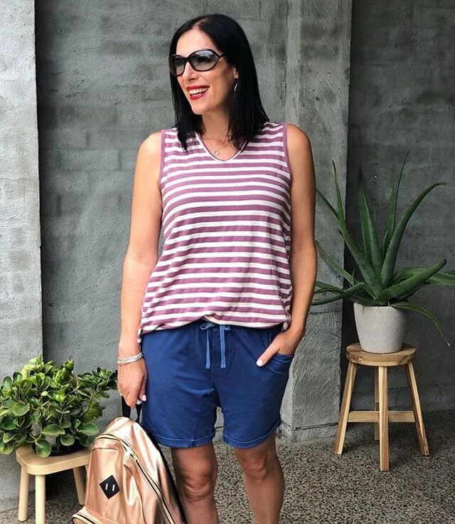 @gab_about_town loving our longer warm days ππ #BossForLife #StylingFun
#StyleInspo #easystyle #comfortandstyle #wearwhatyoulove #knowyourstyle #casualelegance  #feelgoodfashion #40plusstyle #30plusstyle #wearityourway #comfystyle #styleadvice #sus