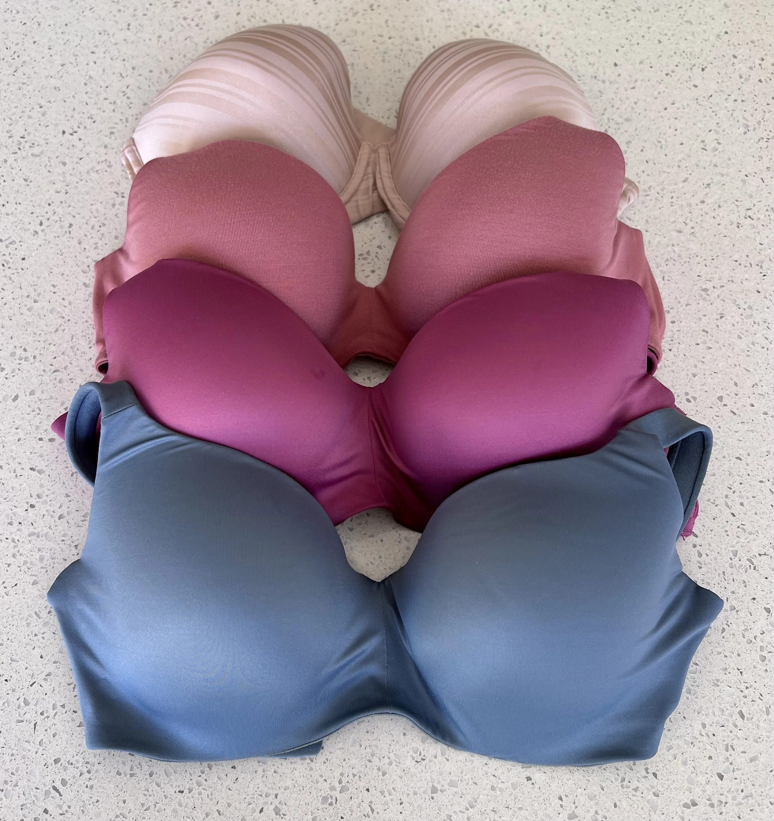 What colour bra should you choose?