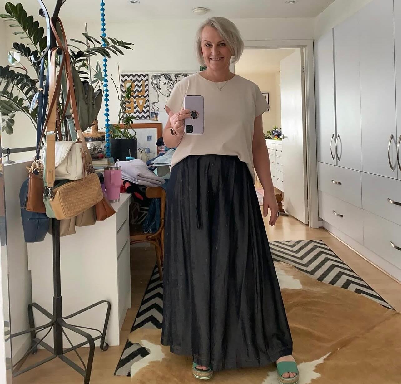 Love this! Like a boss! @mermaid_is_erika 

#thebosseffect #styleatanyage #bossbabetribe #bossinyourwardrobe #bossofyourwardrobe #nattucker #makeitlookeasy #realstreetstyle #rewear #shopyourwardrobe #itsnattucker #wearyourwardrobe #effortlessstyle #t