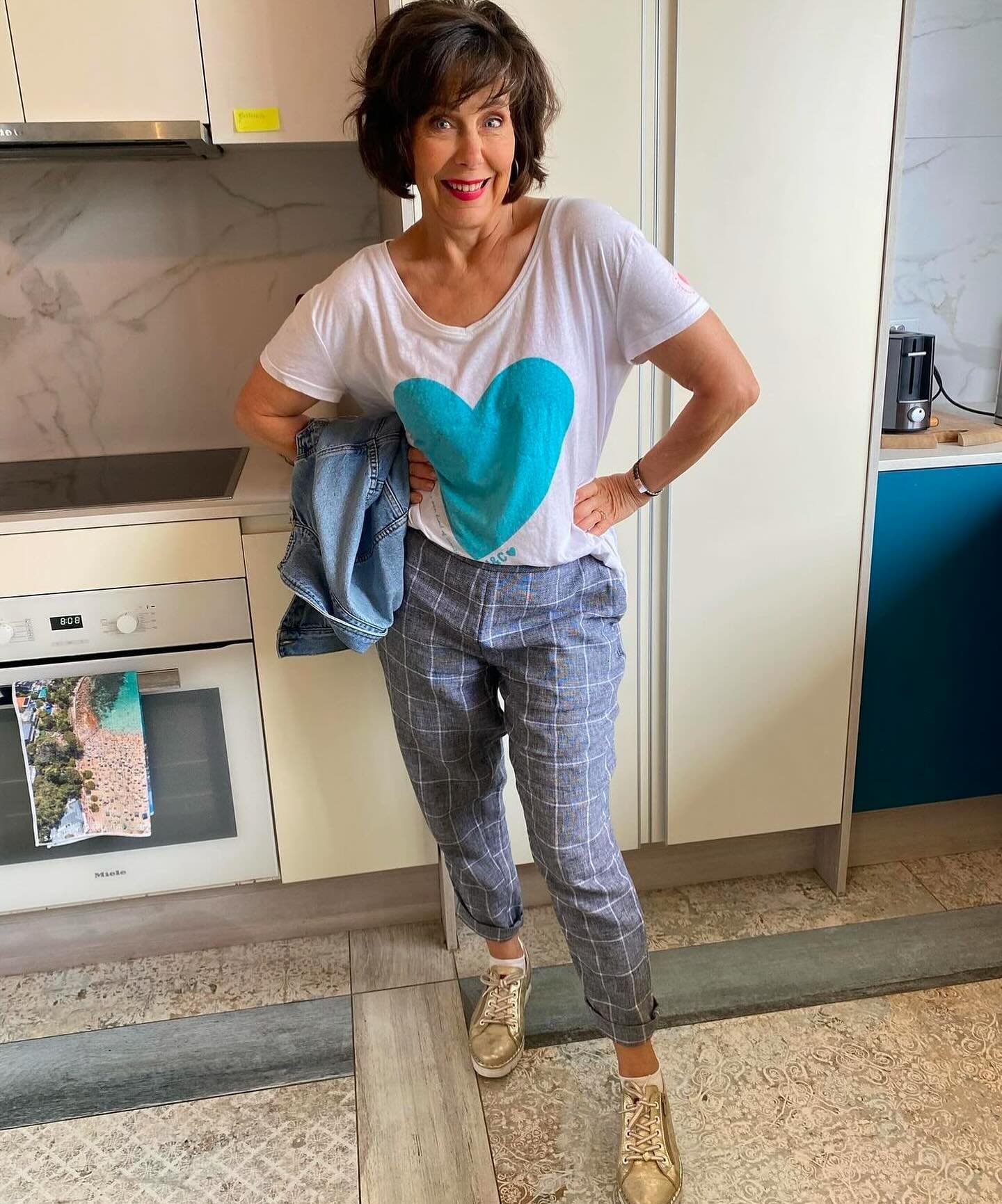 You&rsquo;ve got to love a boss babe print clash! @joannecan_eyes 

#thebosseffect #styleatanyage #bossbabetribe #bossinyourwardrobe #bossofyourwardrobe #nattucker #makeitlookeasy #realstreetstyle #rewear #shopyourwardrobe #itsnattucker #wearyourward