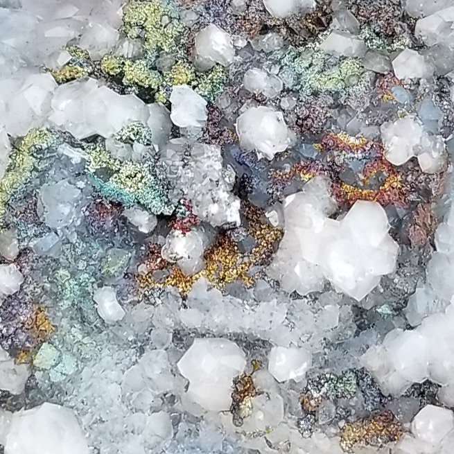 Dolomite+Quartz+Chalcopyrite