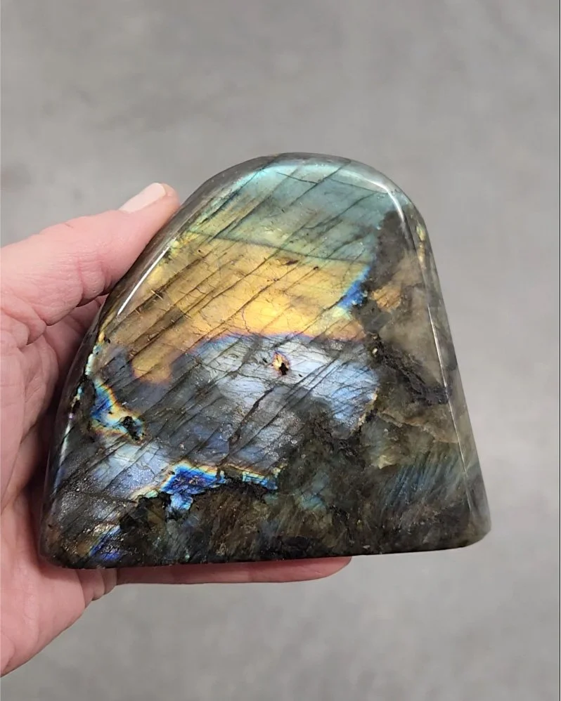 Labradorite-freeform-25a.jpg