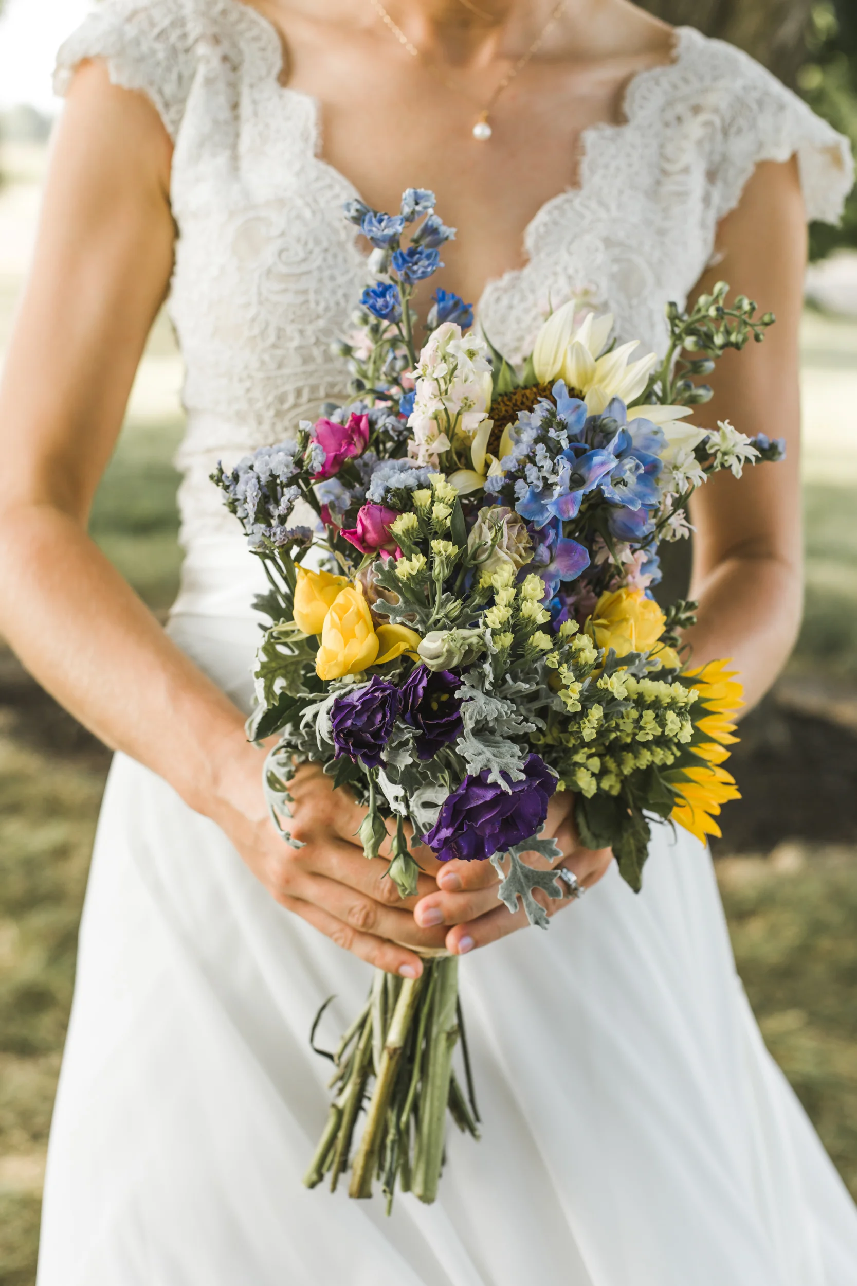 Powder blue wedding, Blue and gold wedding, Backyard Michigan Wedding, Michigan Wedding, Southeast Michigan Wedding, Michigan Wedding Photographer, Rustic Wedding, Simple Wedding