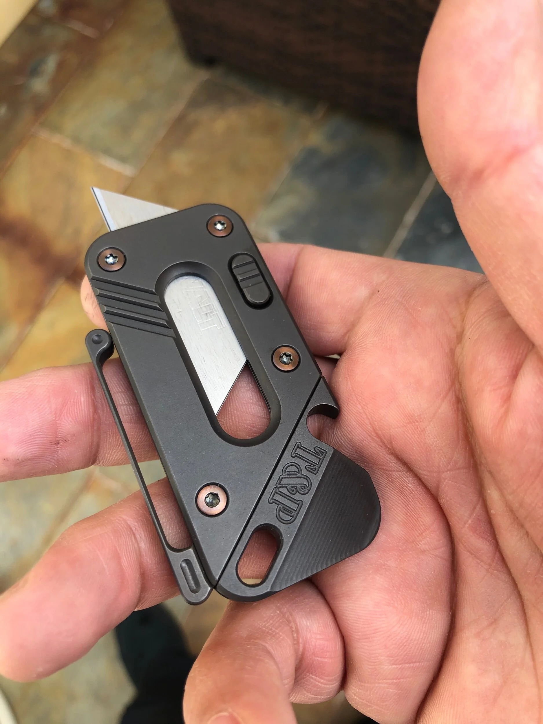 B993D69D-47A9-42E4-B083-4C6CE0489C8B