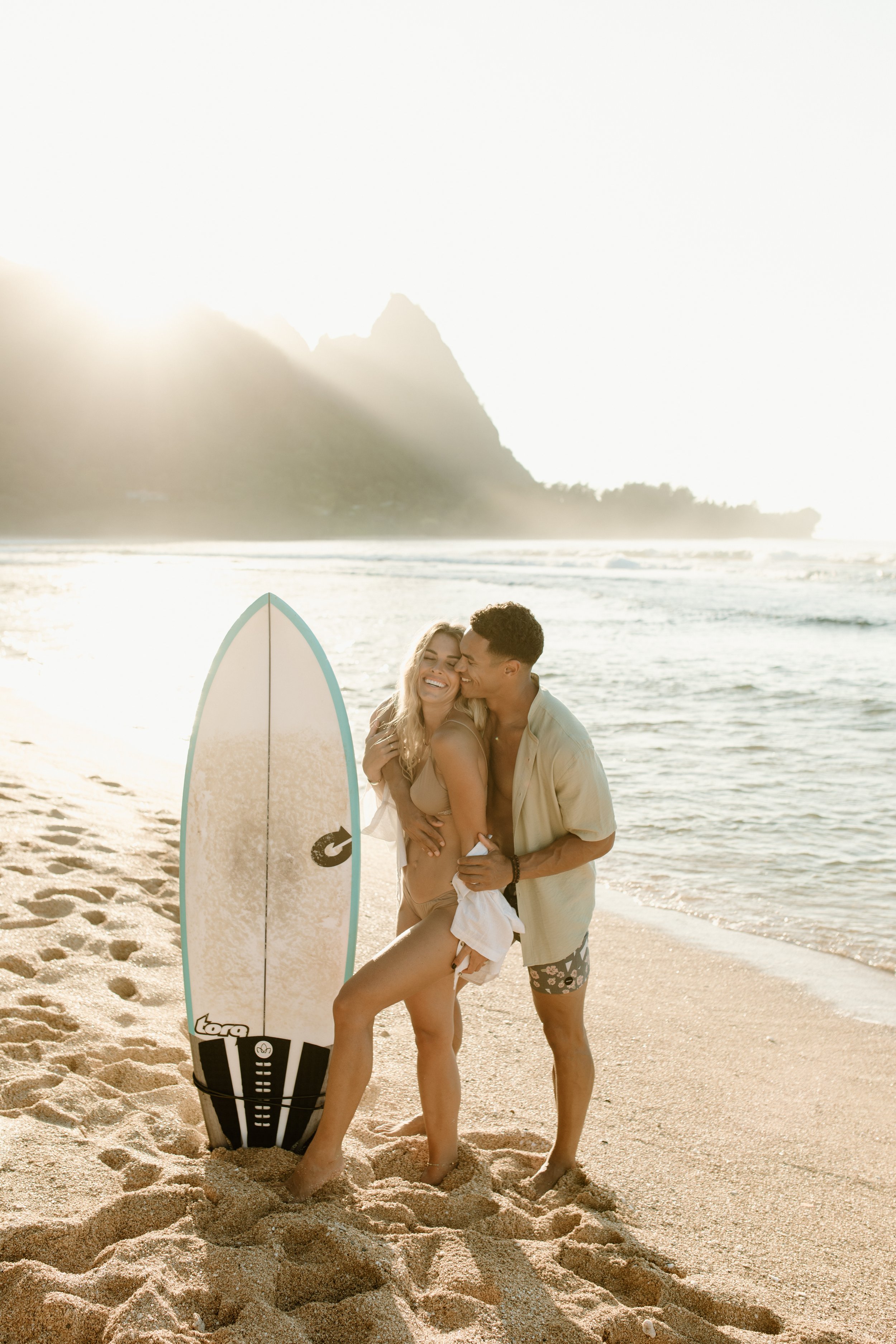 Kauai-Swimsuit-Beach-Couple-14.JPG