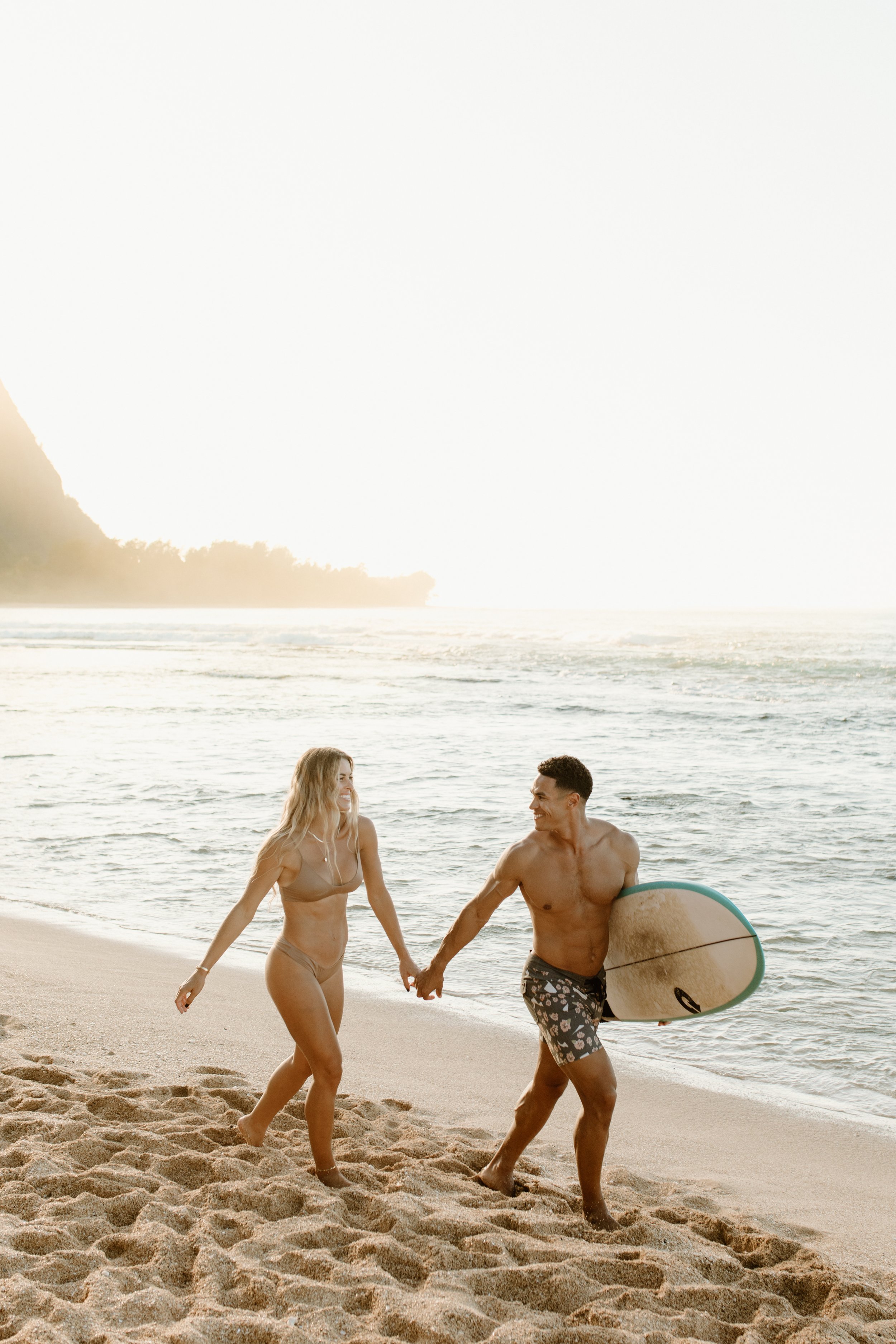 Kauai-Swimsuit-Beach-Couple-26.JPG