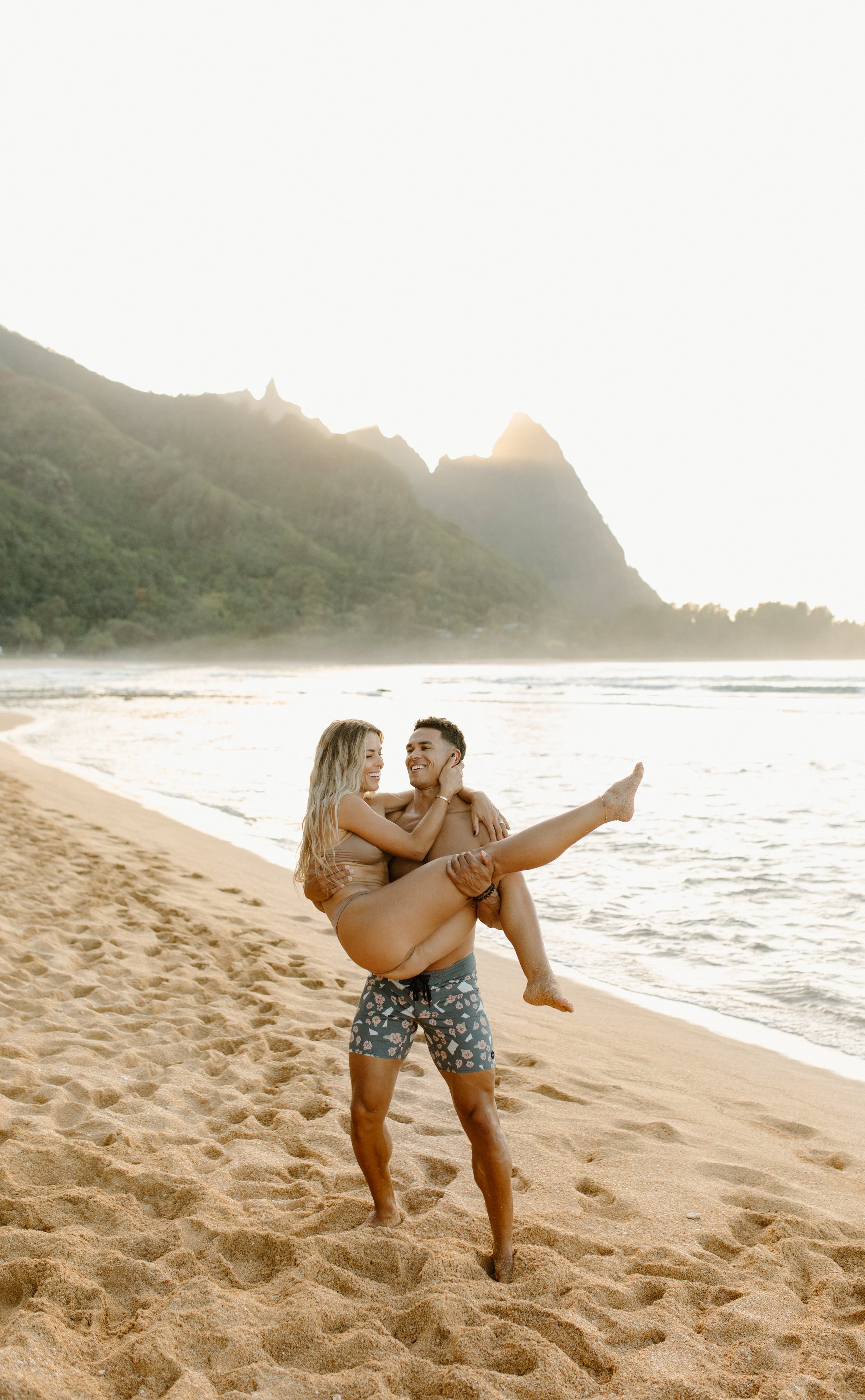 Kauai-Swimsuit-Beach-Couple-28.JPG