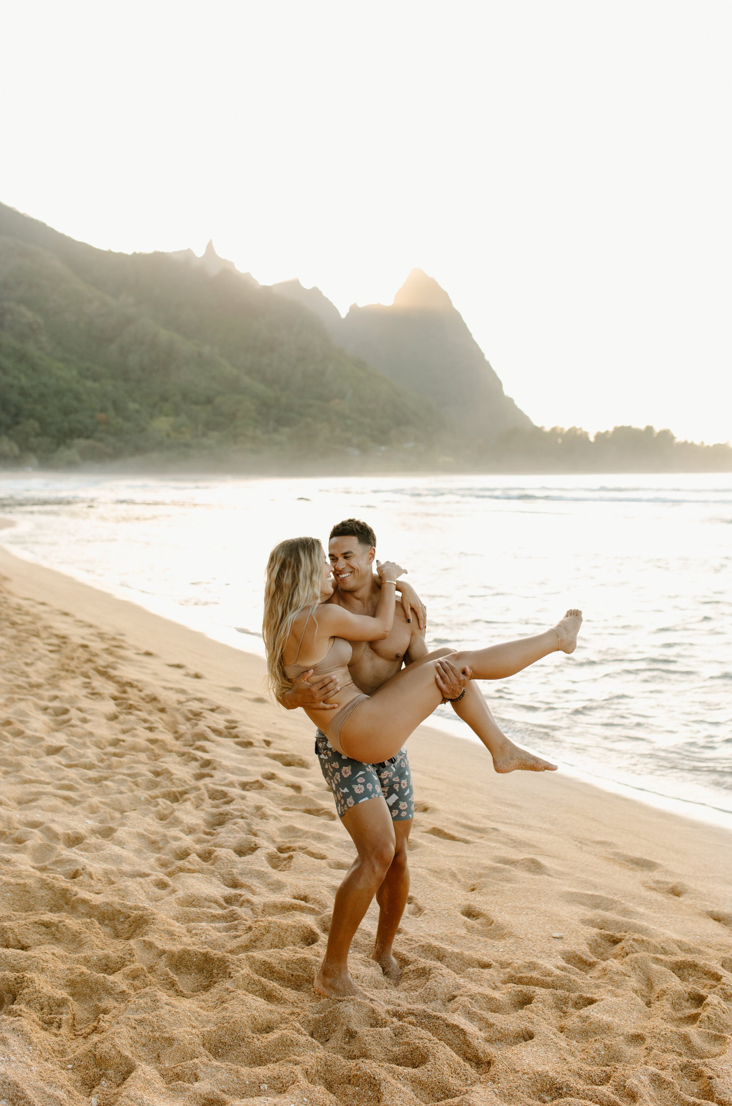 Kauai-Swimsuit-Beach-Couple-30.JPG