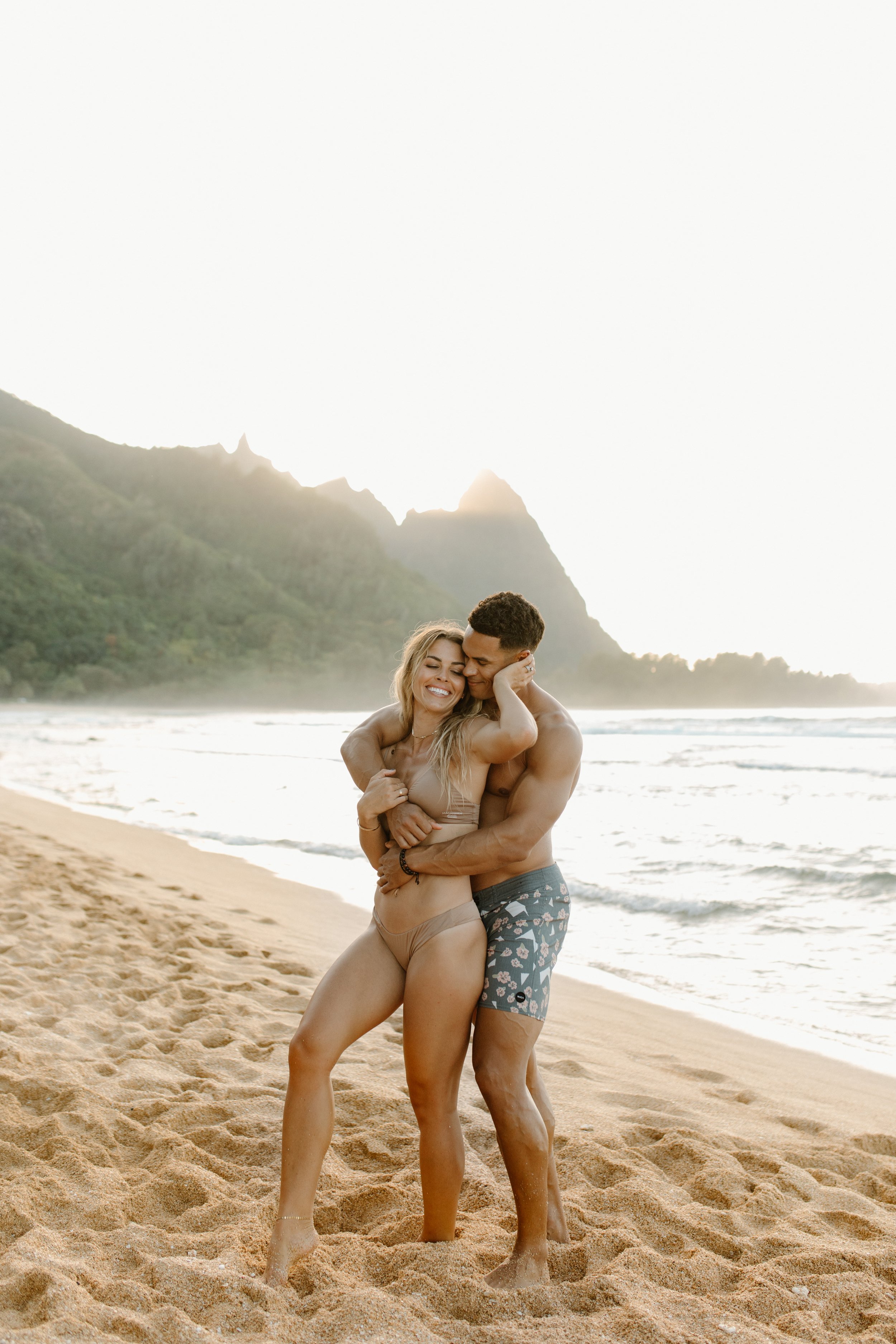 Kauai-Swimsuit-Beach-Couple-32.JPG