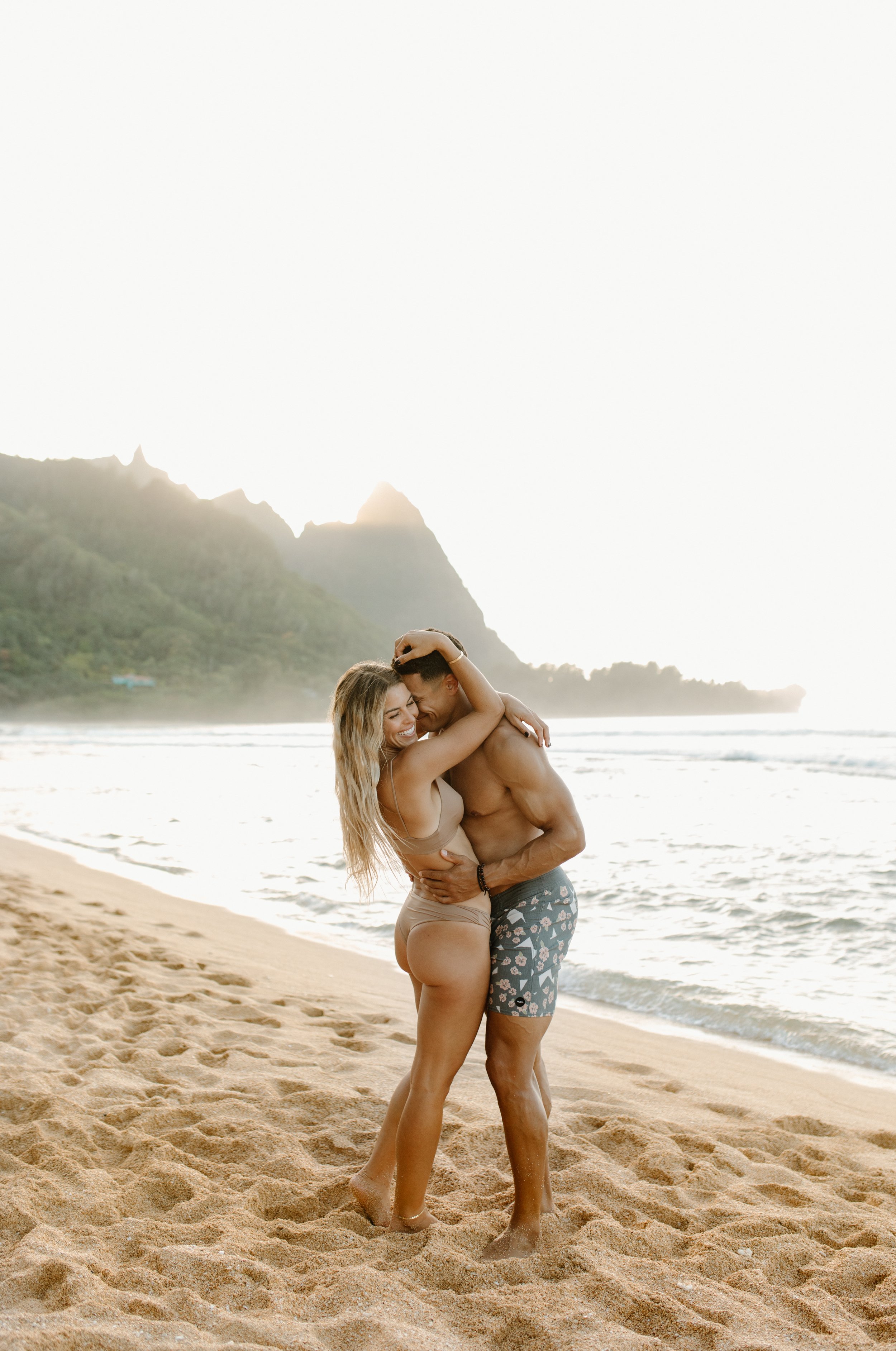 Kauai-Swimsuit-Beach-Couple-38.JPG