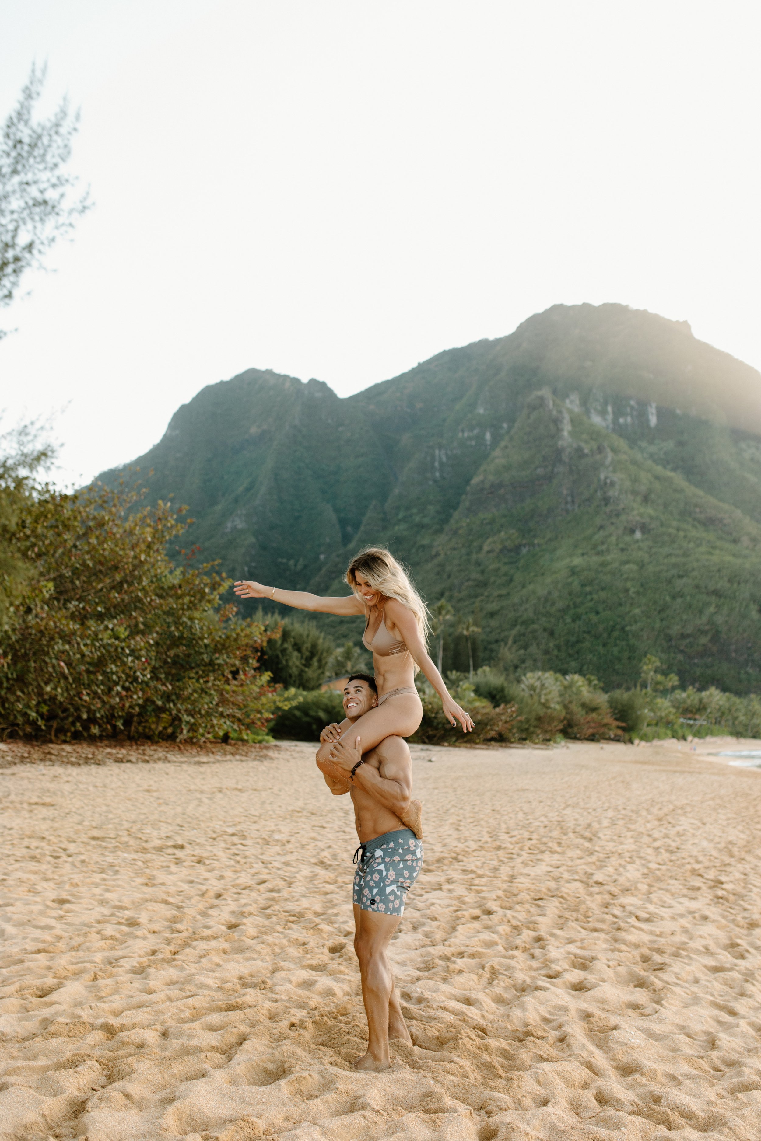 Kauai-Swimsuit-Beach-Couple-52.JPG