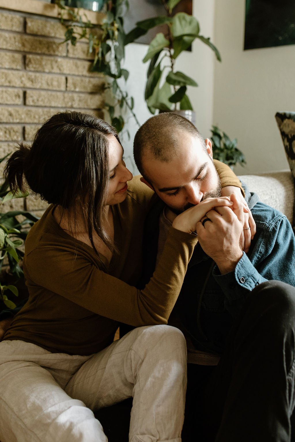 Cozy-In-Home-Engagement-Session-81.JPG