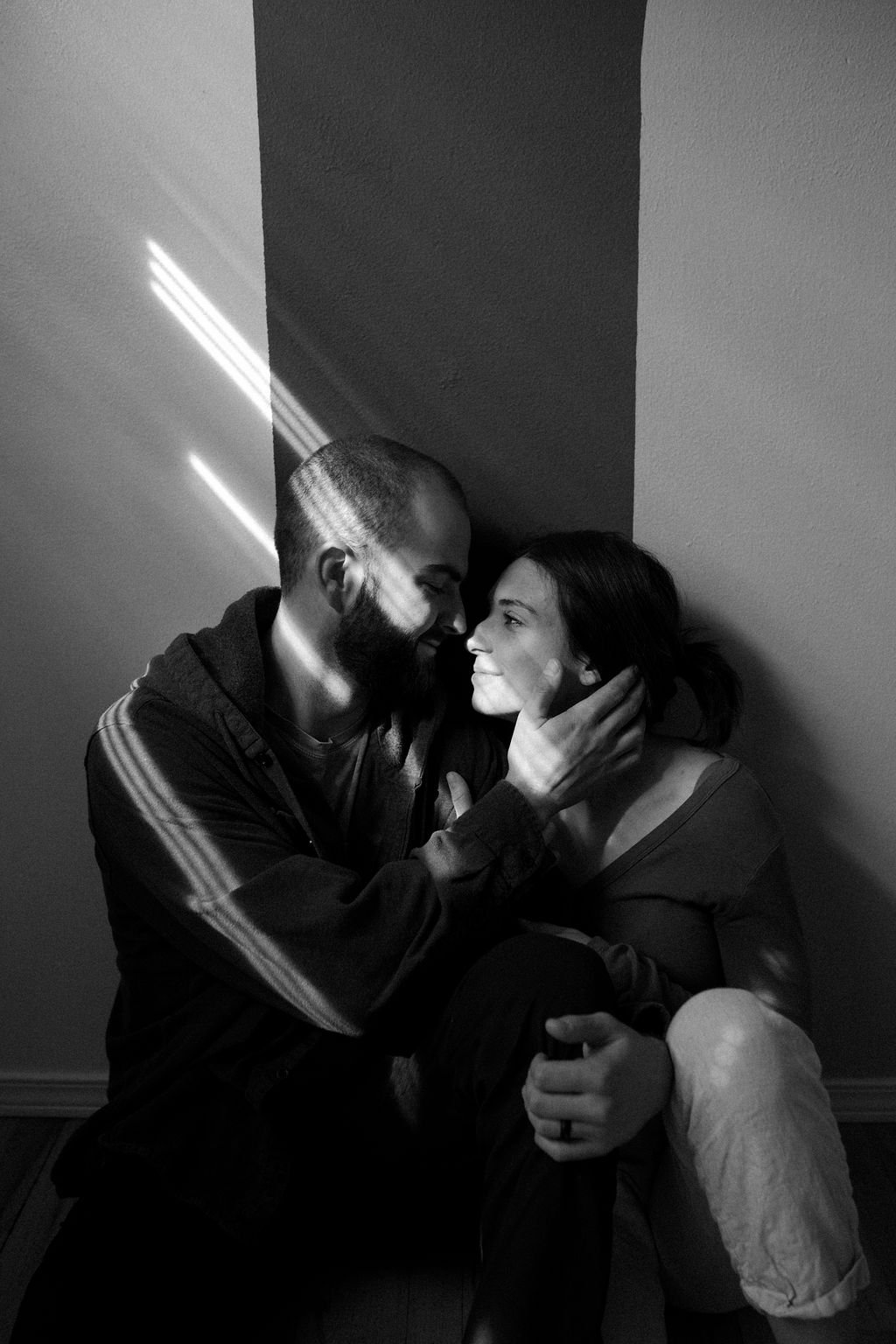 Cozy-In-Home-Engagement-Session-94.JPG