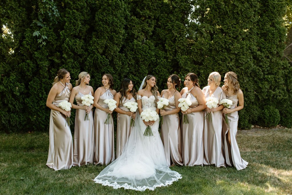 605-Groomsmen-Bridesmaids-Bridal-Party-Cottage-At-Riverbend-Boise-Idaho.JPG