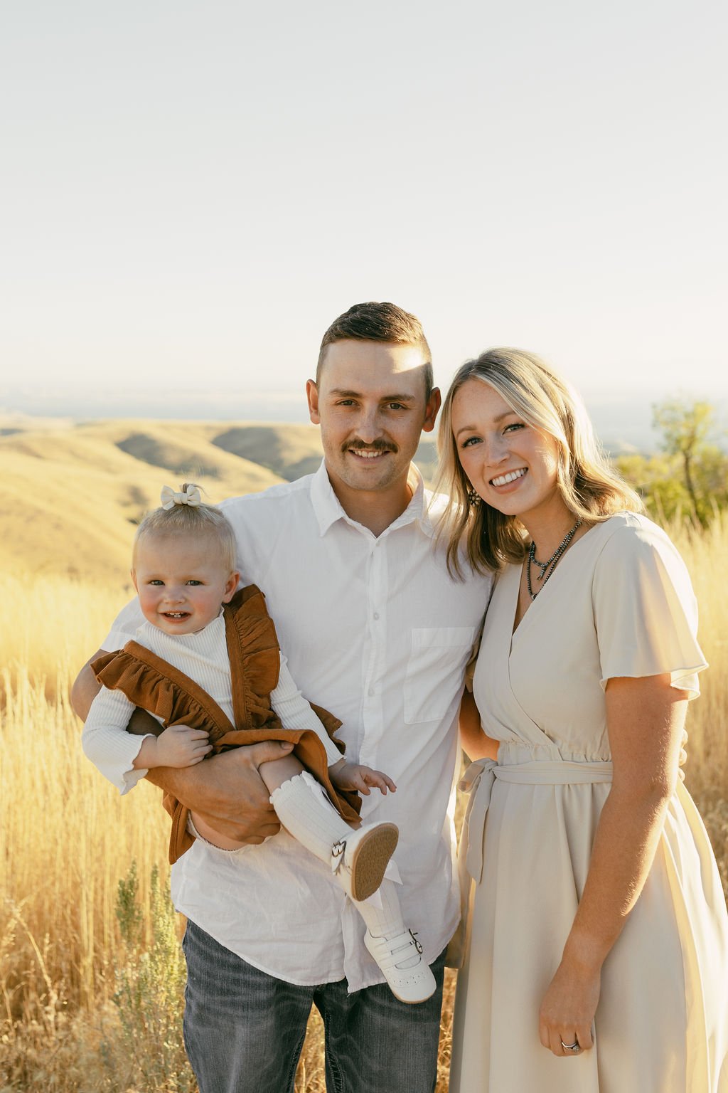 11-Boise-Sunset-Family-Session-Foothills.jpg