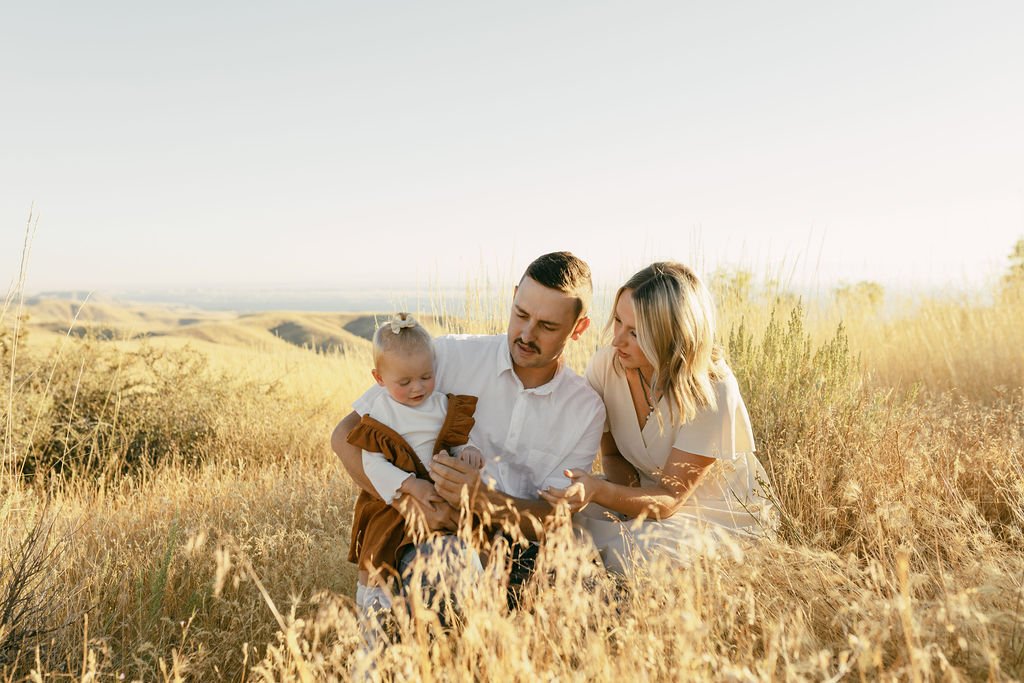 31-Boise-Sunset-Family-Session-Foothills.jpg