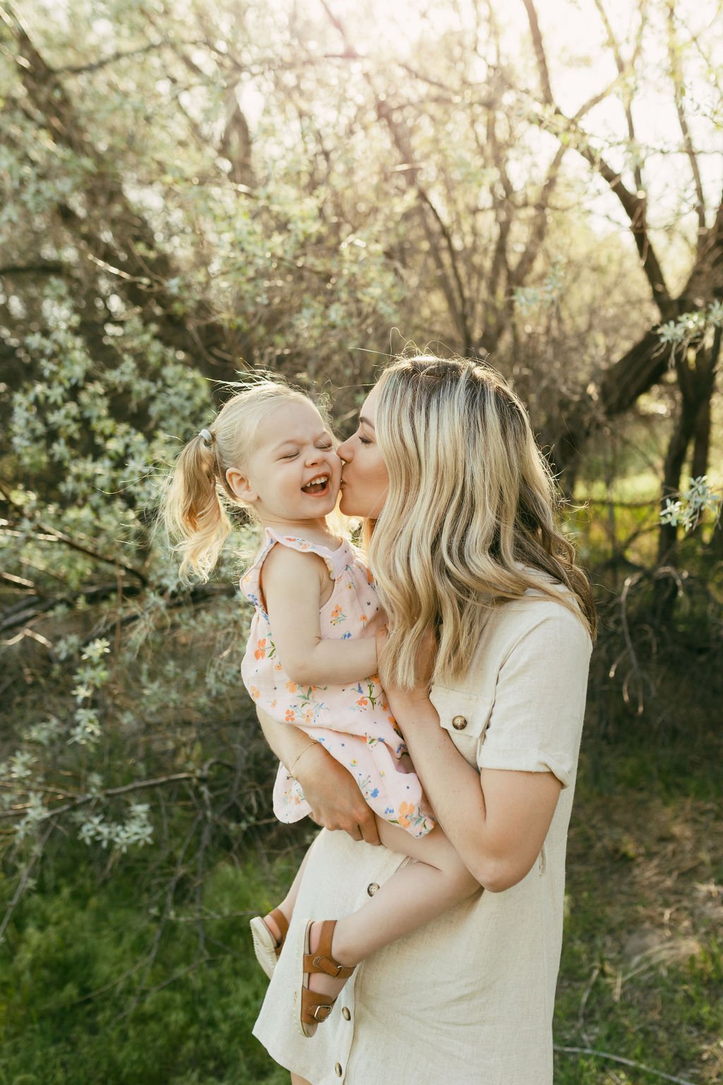 100-boise-family-wedding-engagement-family-photographer-idaho.jpg