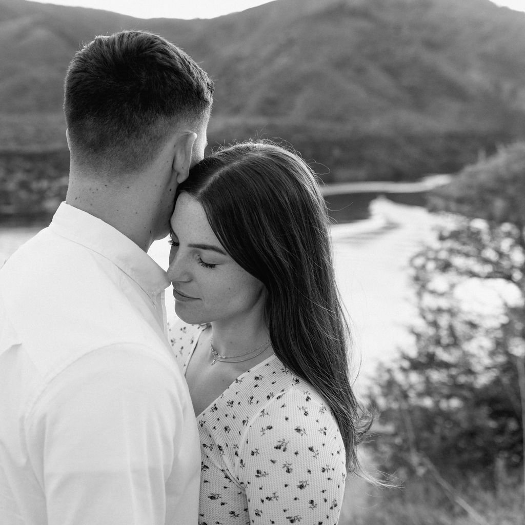 16-boise-wedding-photographer-engagement-idaho.jpg