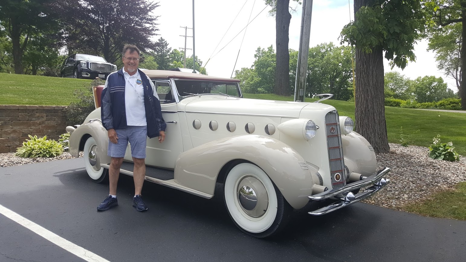 Duane Wesche at Experience Concours.jpg