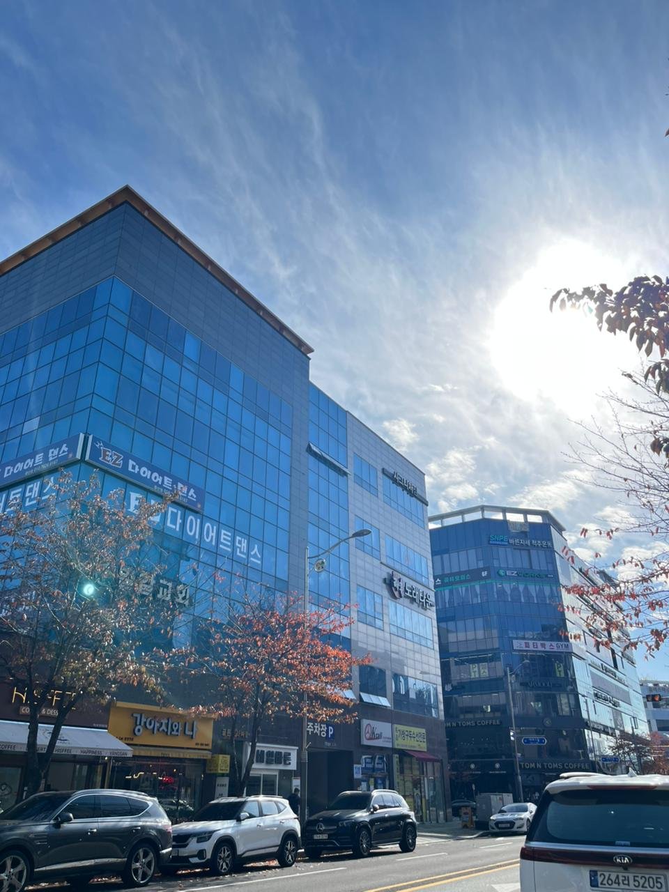 WhatsApp Image 2025-11-19 at 17.19.39 (2).jpeg