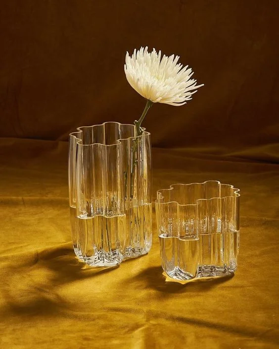 silkvase.jpg