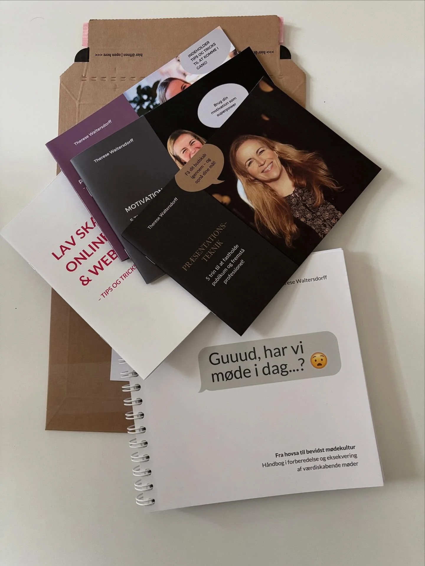 Bogpakke på vej til quiz-vinderen! 🎉📚
Tak til alle jer skarpe PROSA-medlemmer, der deltog i mandagens webinar om adfærdsdesign – gør det lettere for andre at gøre det rigtige.
Der blev både tænkt, grinet