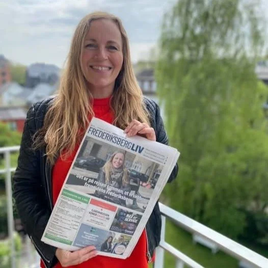 Da jeg for 5 &aring;r siden stod med Frederiksberg LIV i h&aelig;nderne og s&aring; mit eget ansigt p&aring; forsiden, var jeg b&aring;de stolt, glad &ndash; og en smule overv&aelig;ldet.

Ikke s&aring; meget over billedet.

Men over tanken om, at mi