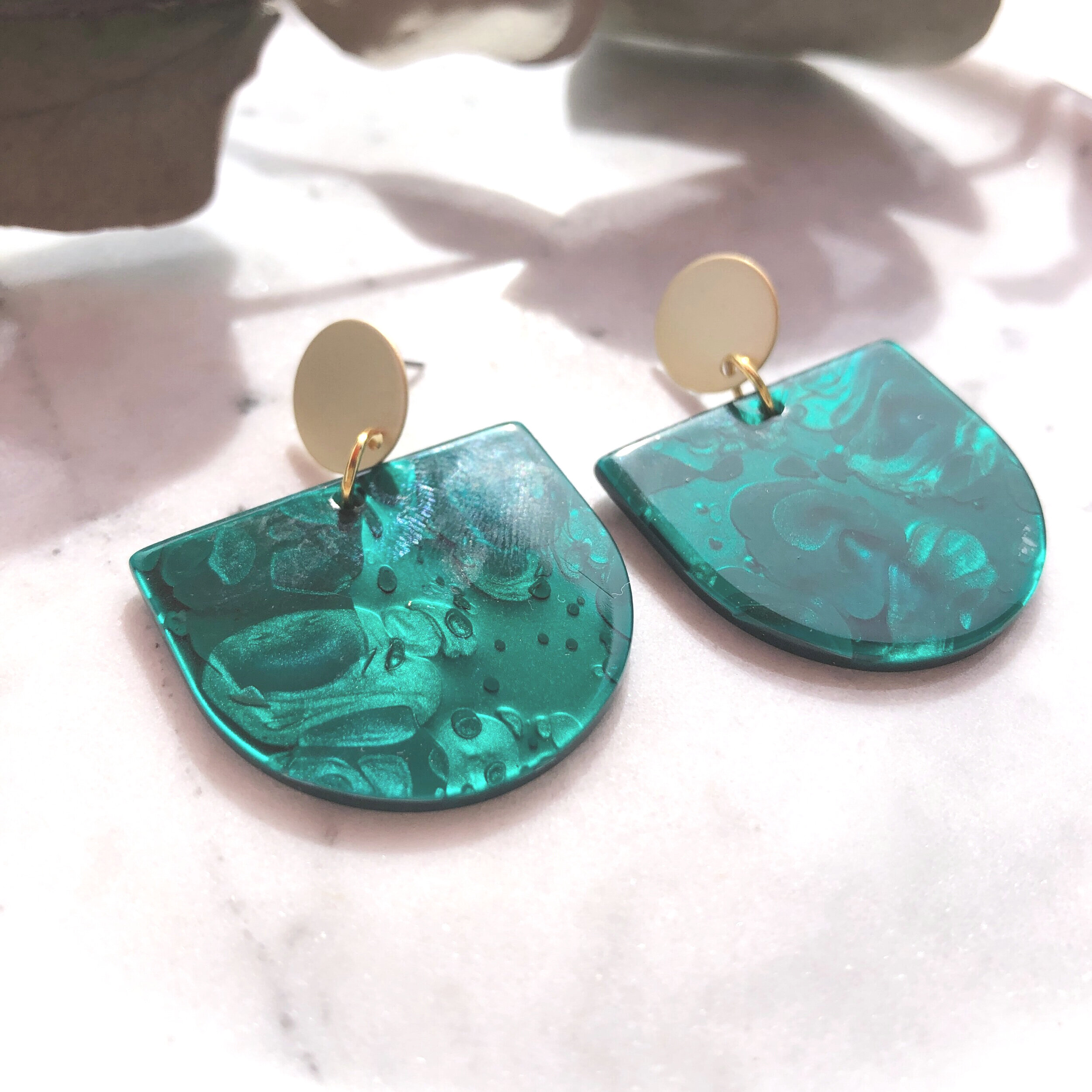 61539BDF-BCA3-4EEA-A2A3-95E24E63AE15