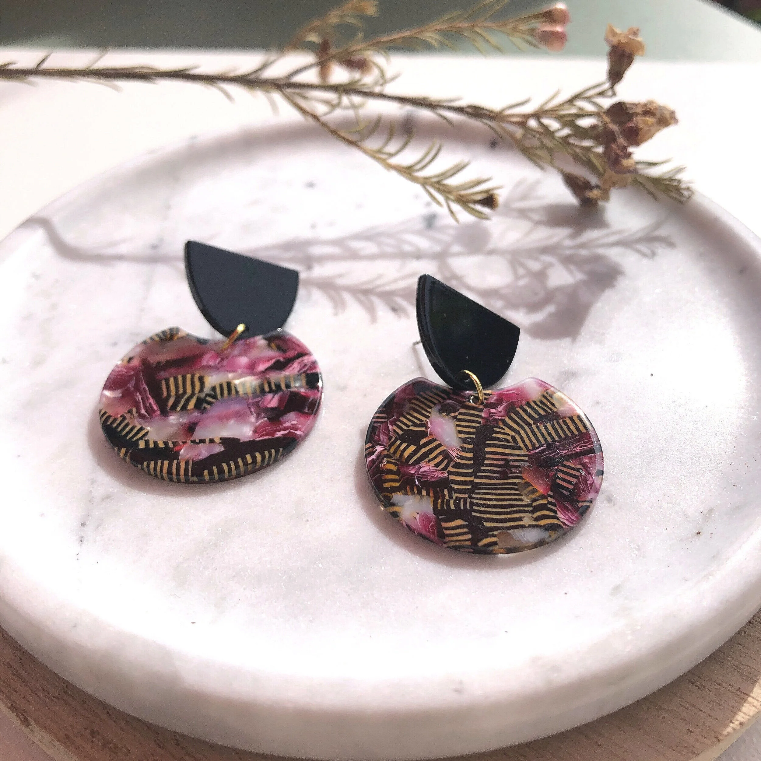 CB57EE06-2B46-4F4D-BF4B-1B43355AD9AE