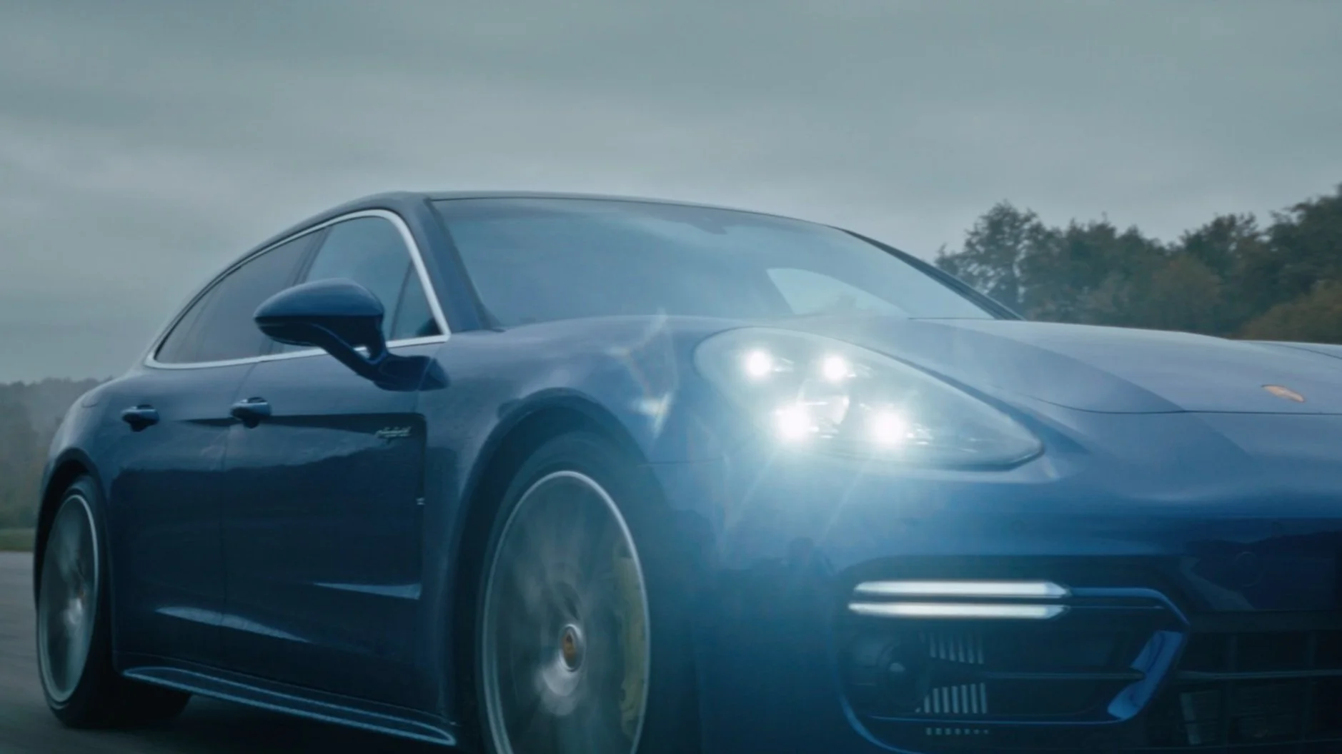 PORSCHE // FLY&DRIVE