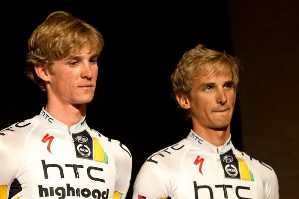 Martin und Peter Velits beim Team HTC im Jahr 2013 (Photo: Jon Devich)