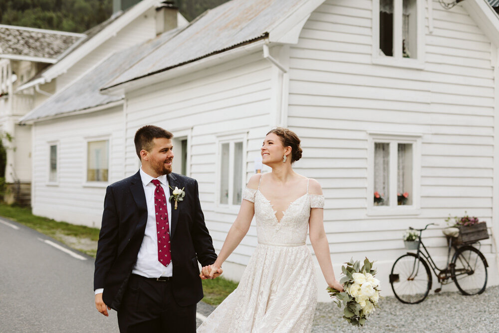 norway_wedding_urnes_solvorn_walakar